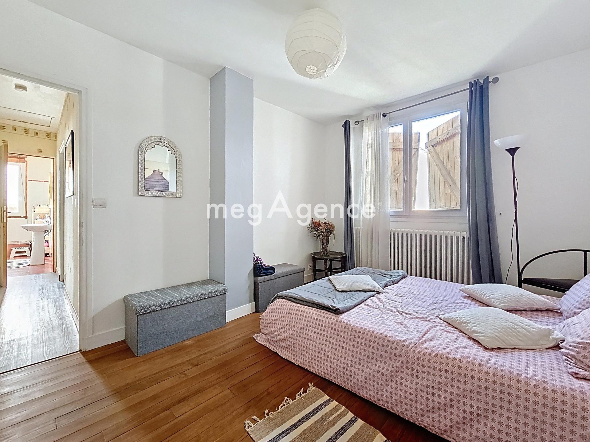 Miniature photo - 13 / 16