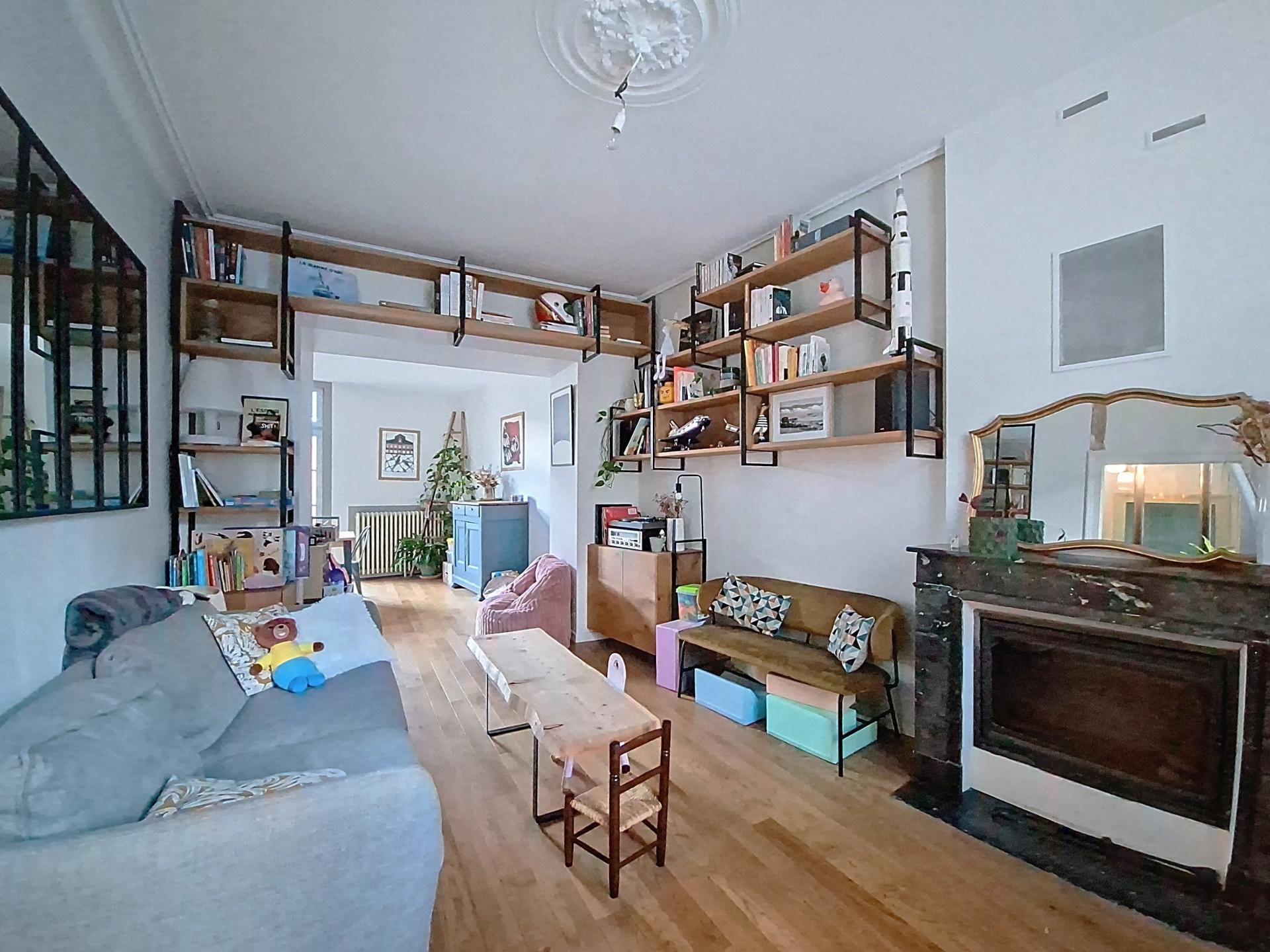 Miniature photo - 3 / 16