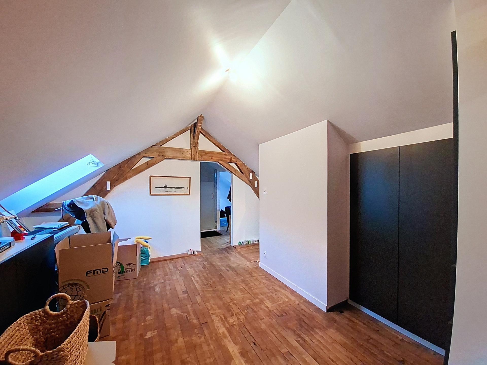 Miniature photo - 15 / 16