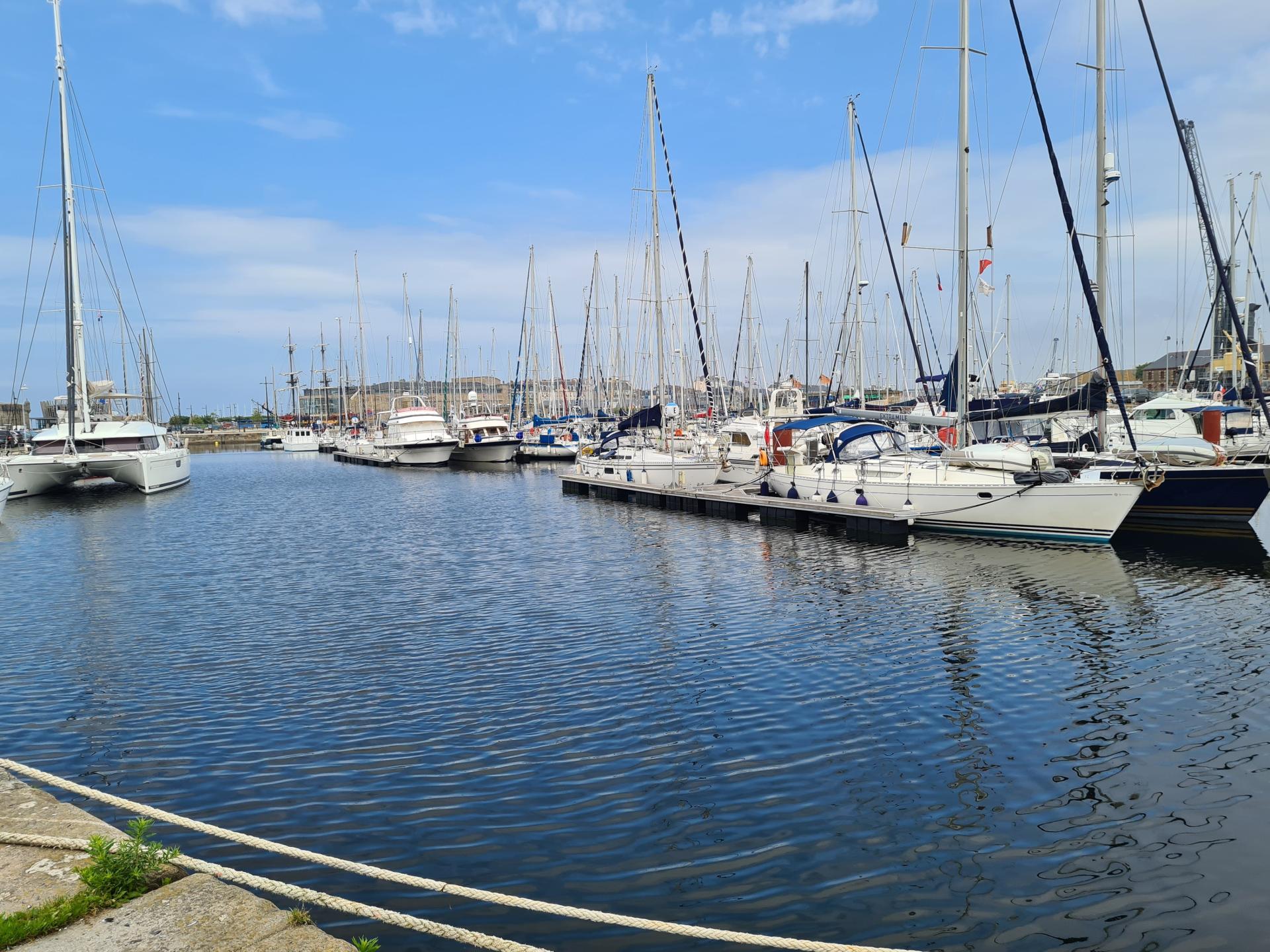 Miniature photo - 3 / 3