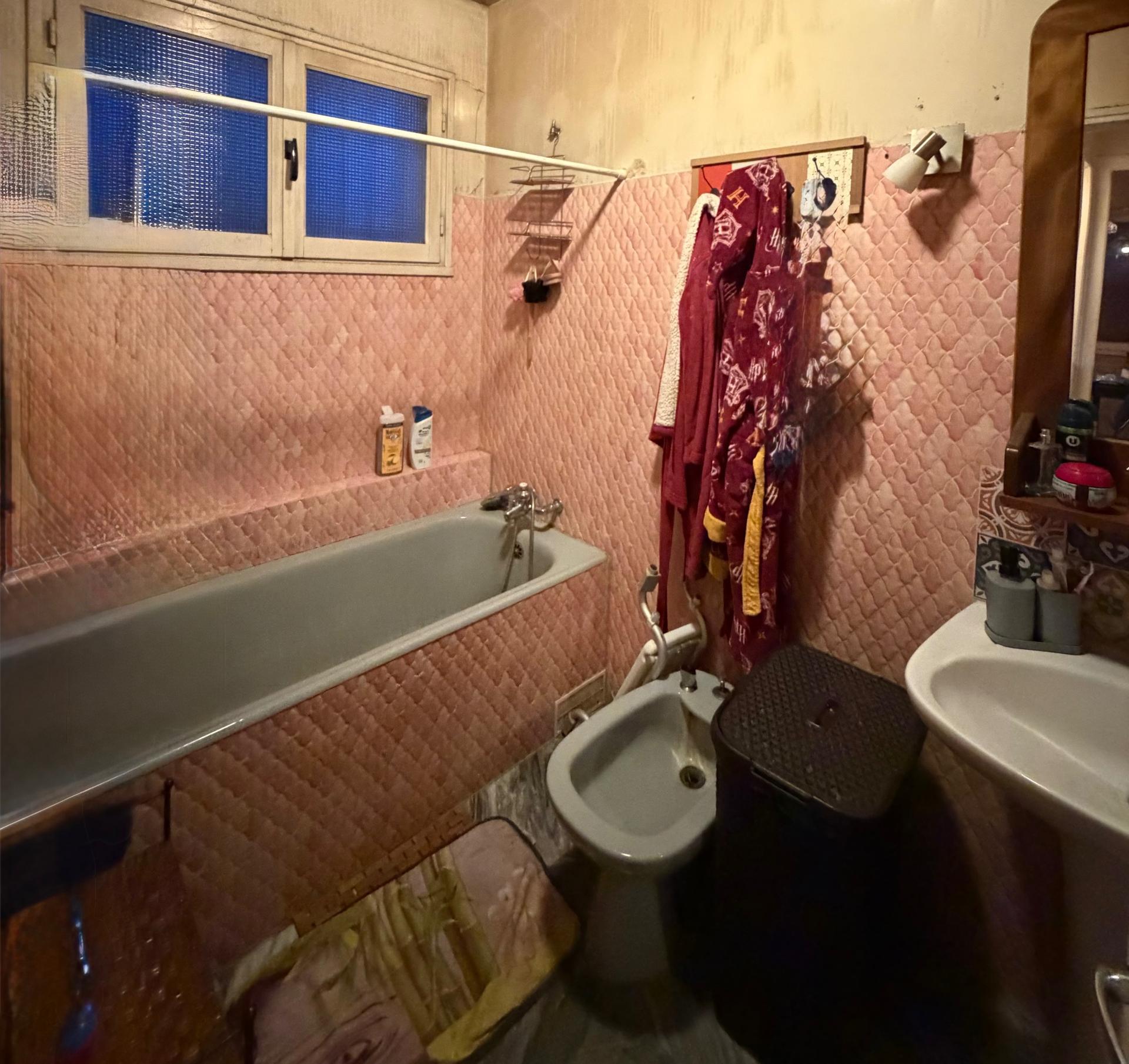 Miniature photo - 8 / 16