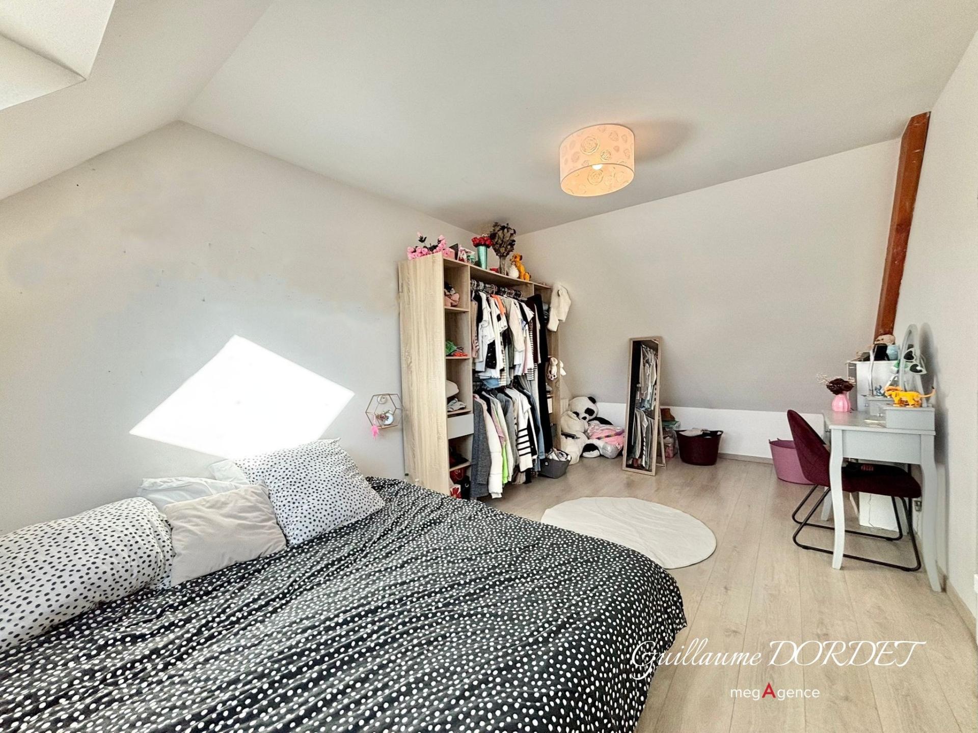 Miniature photo - 11 / 16