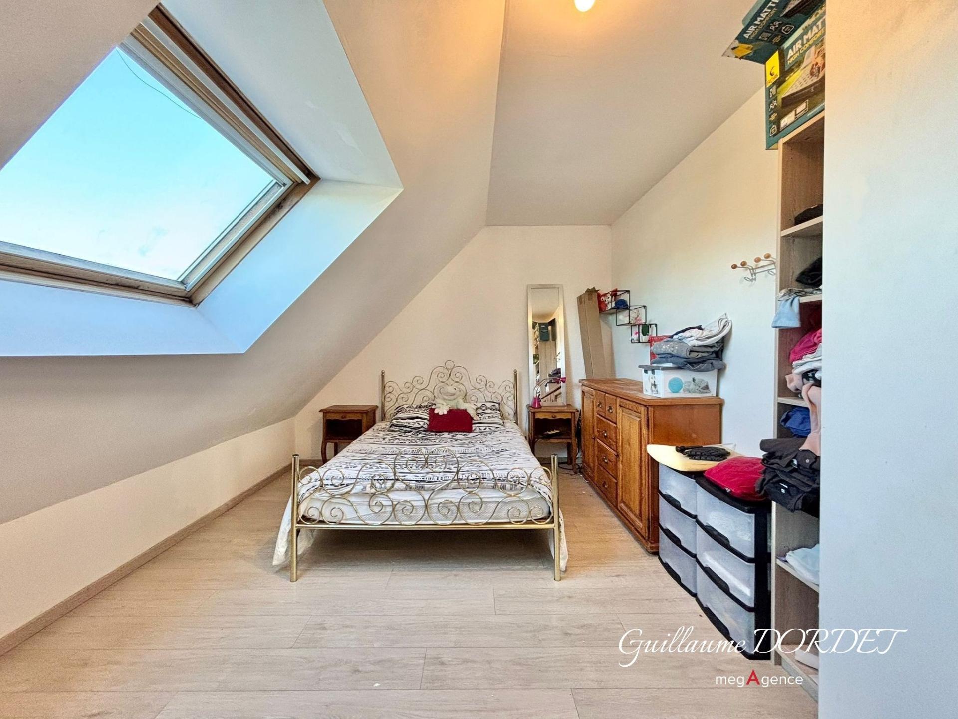 Miniature photo - 13 / 16