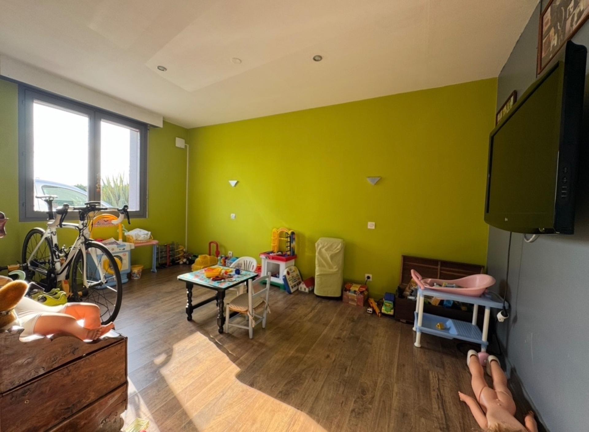 Miniature photo - 12 / 15