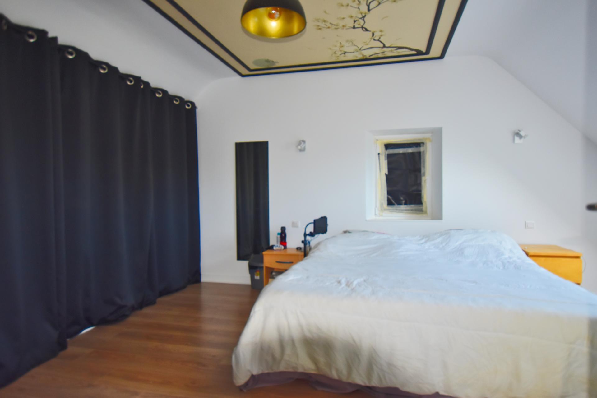 Miniature photo - 10 / 12