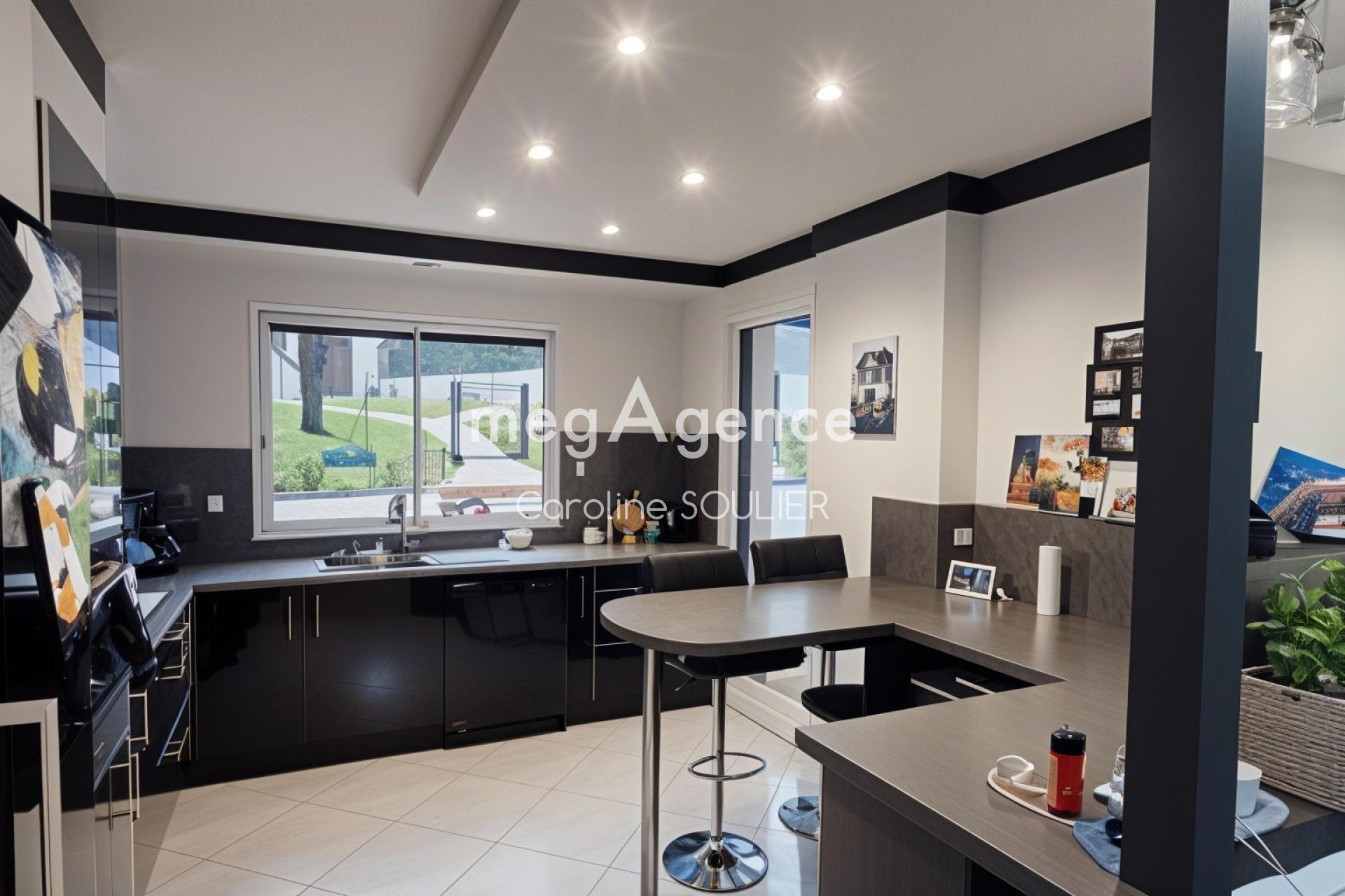 Miniature photo - 2 / 13