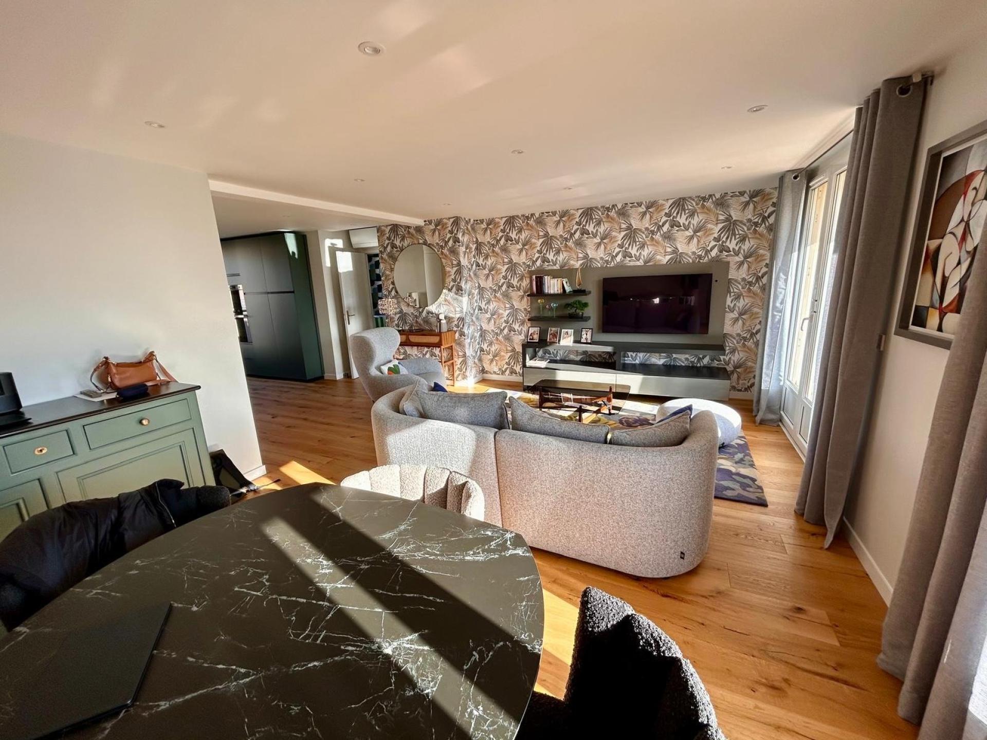 Miniature photo - 2 / 6