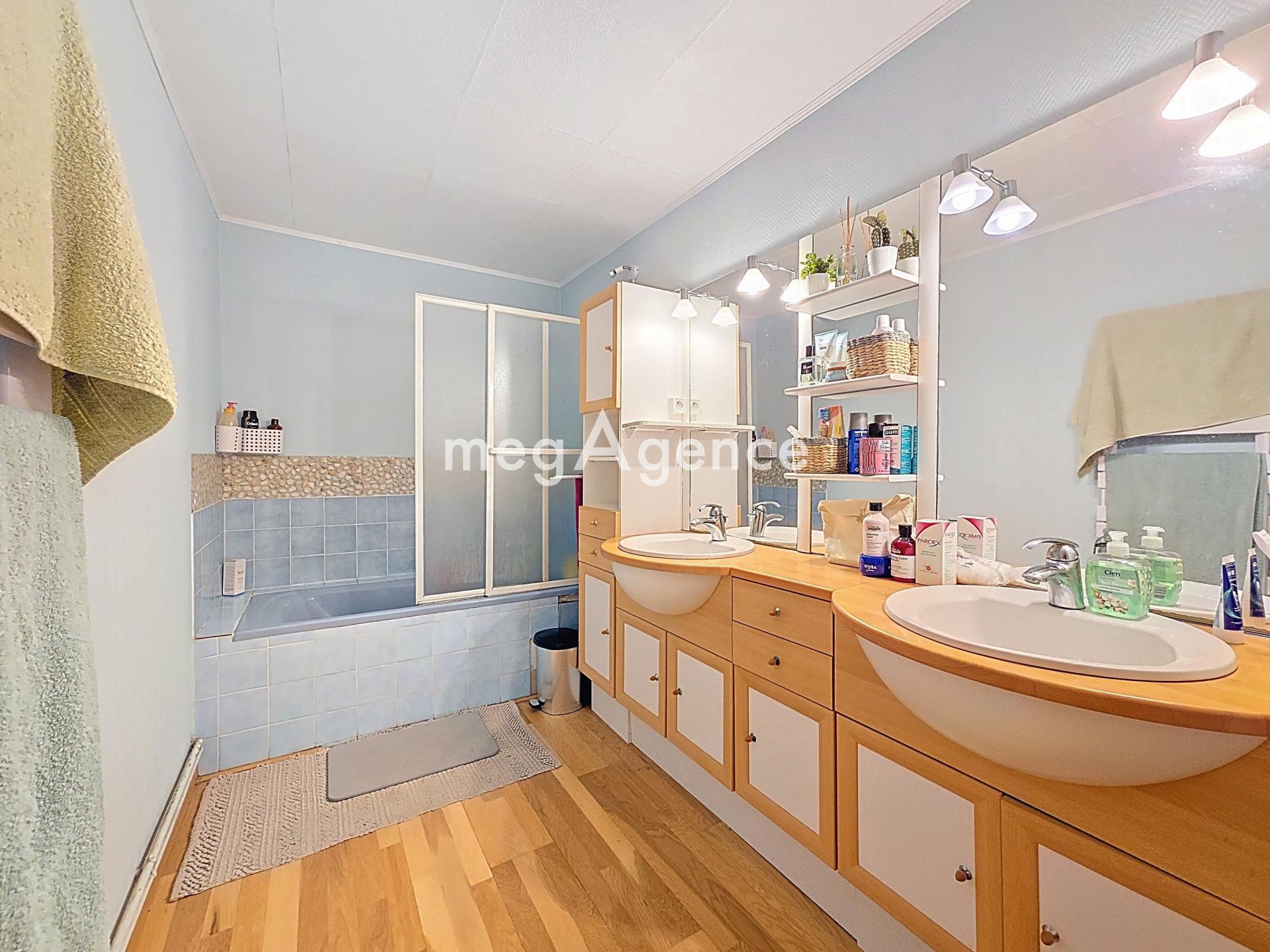 Miniature photo - 8 / 14