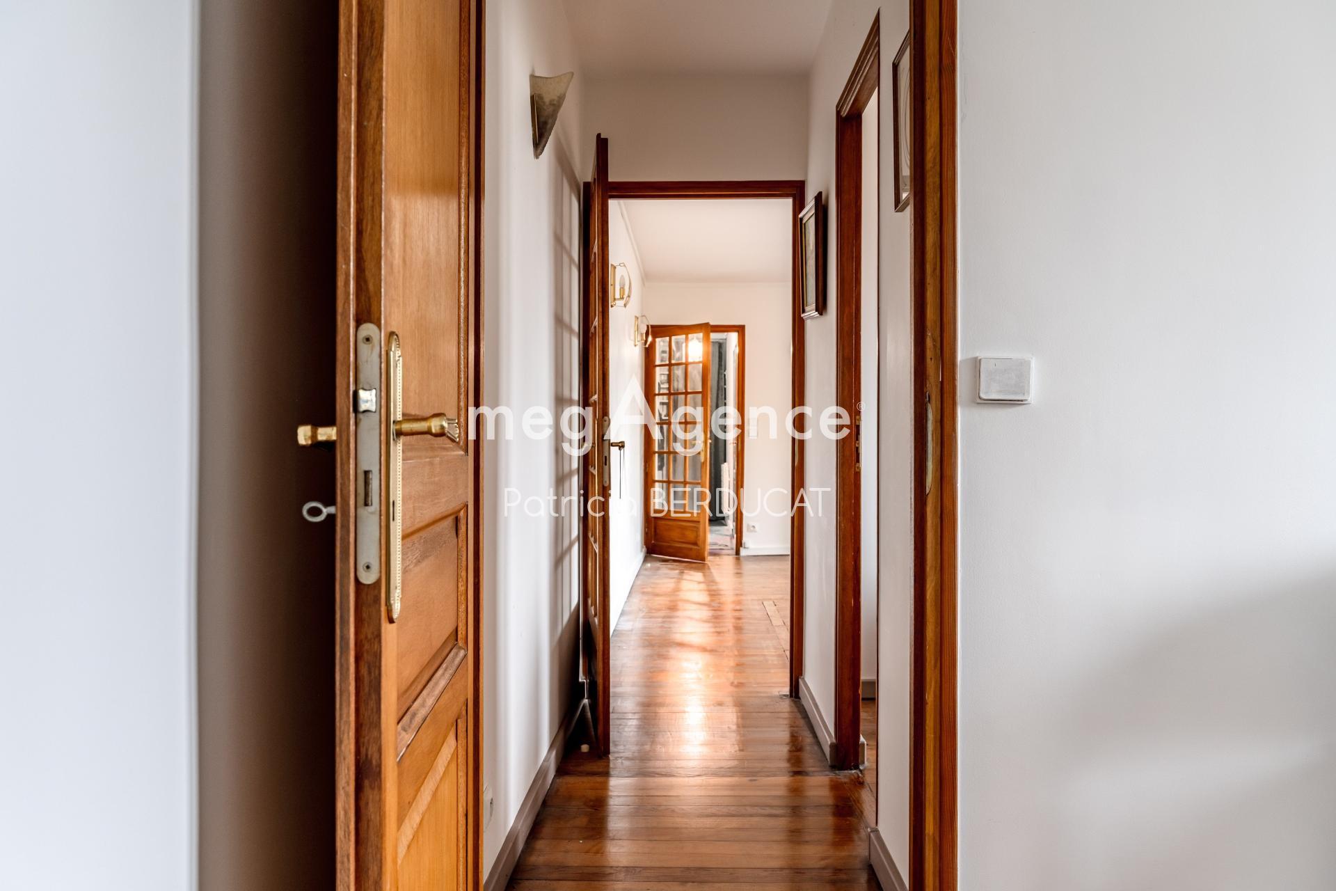 Miniature photo - 10 / 10