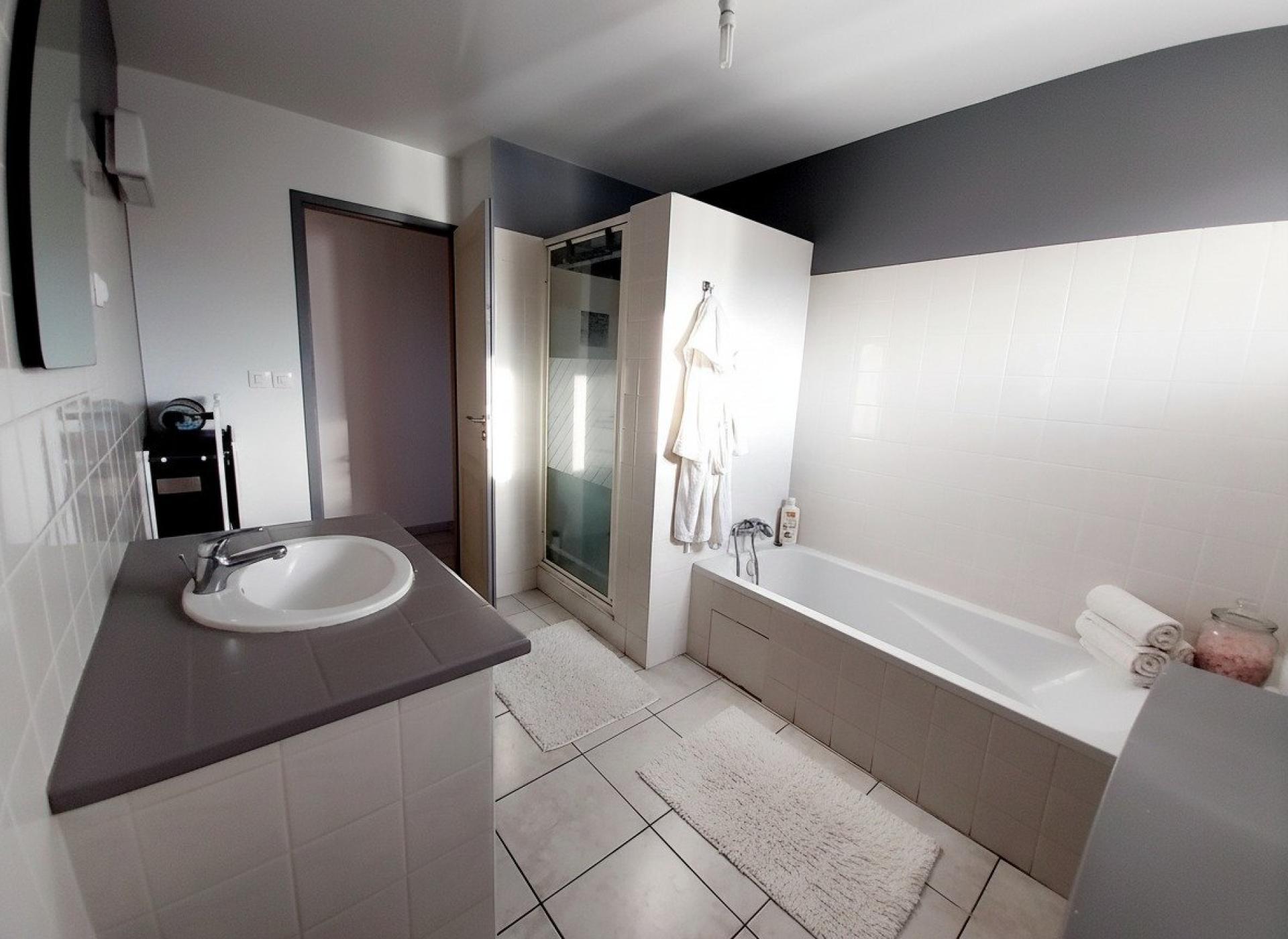 Miniature photo - 14 / 16