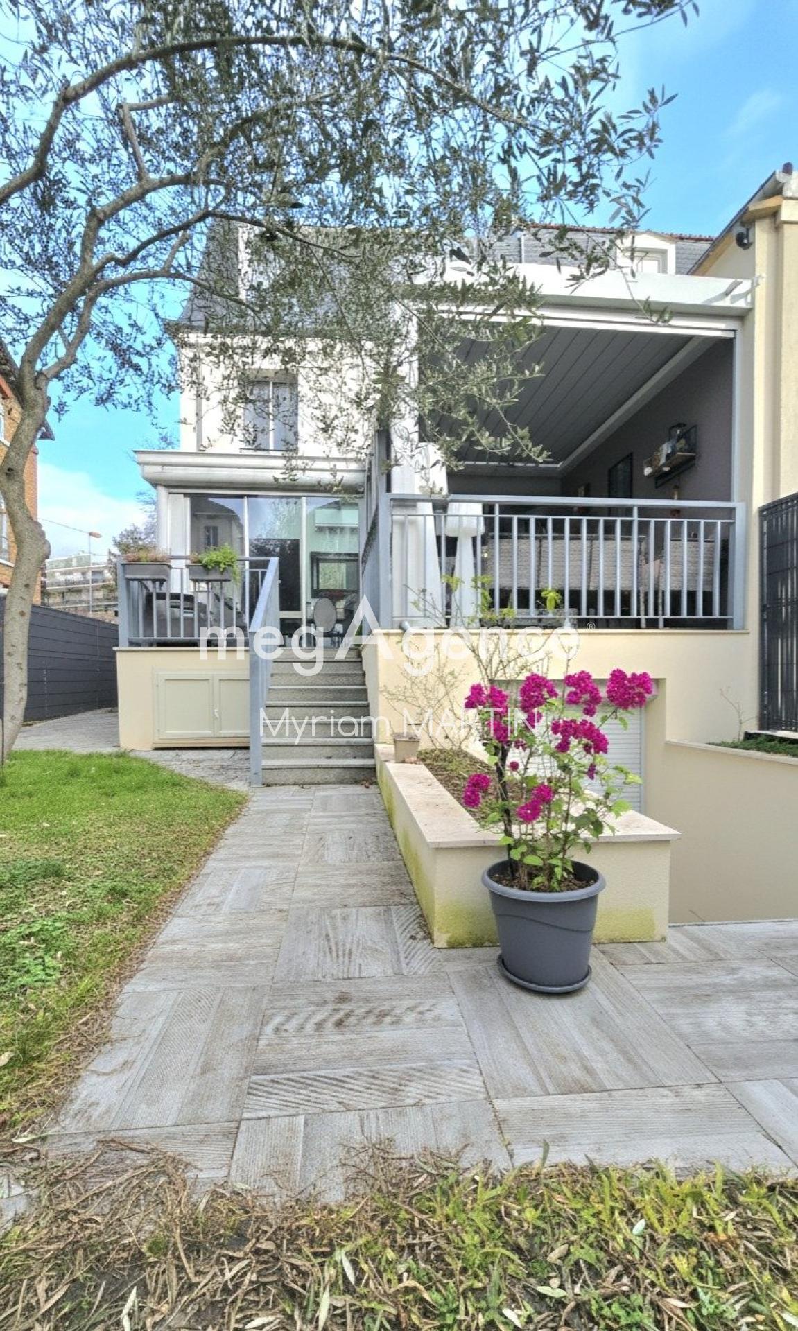 Miniature photo - 16 / 20