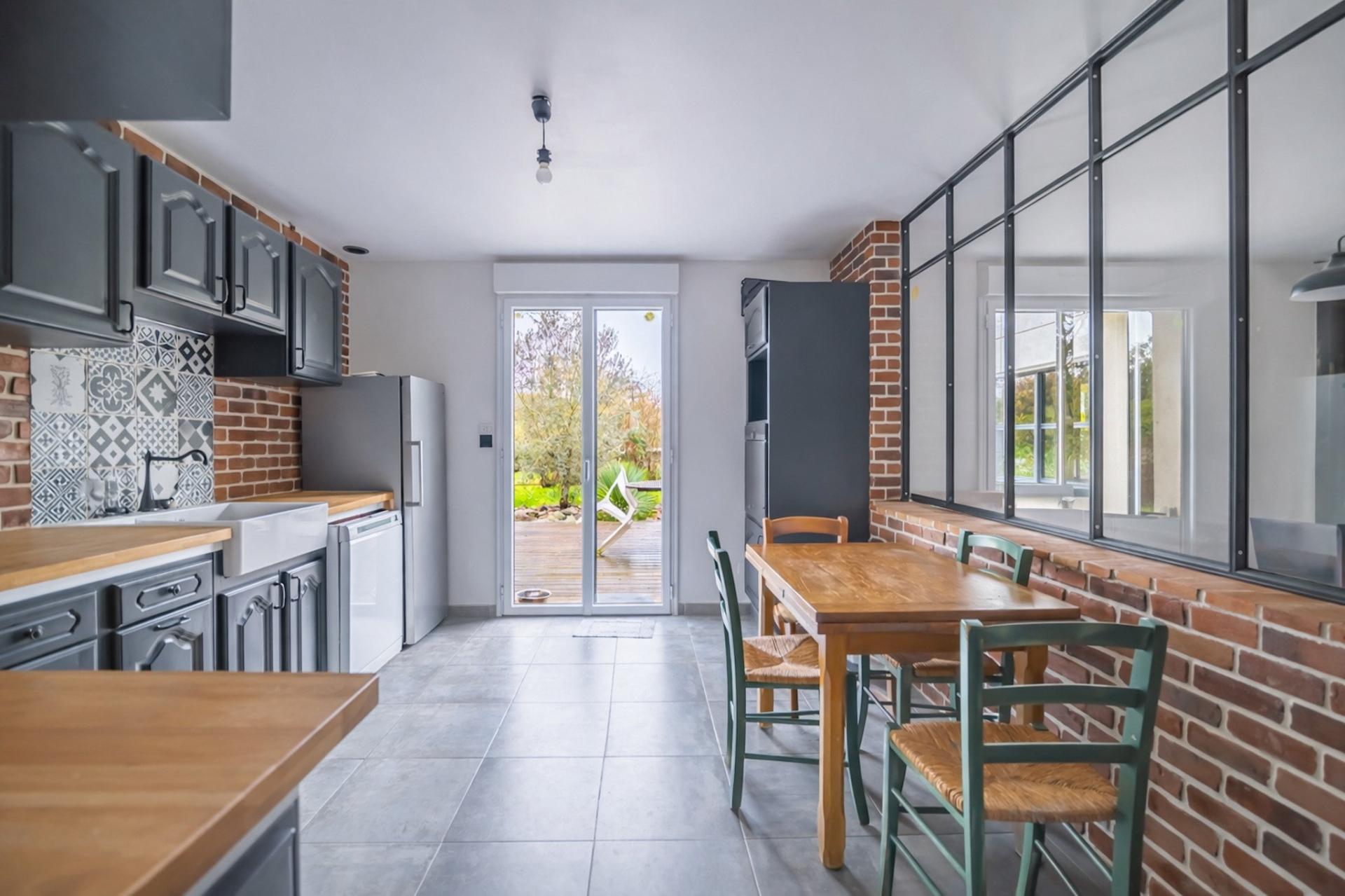 Miniature photo - 5 / 10