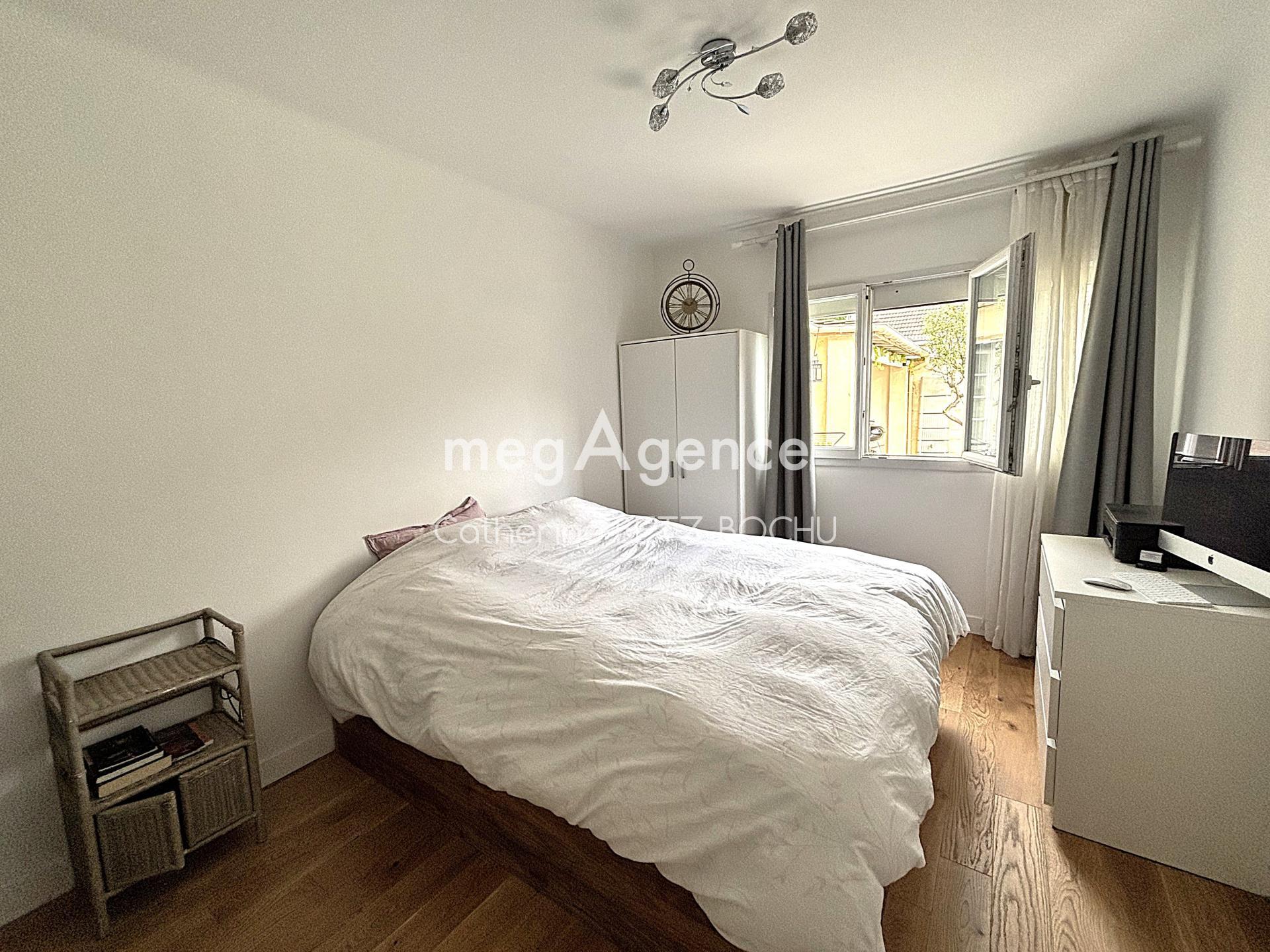 Miniature photo - 15 / 19