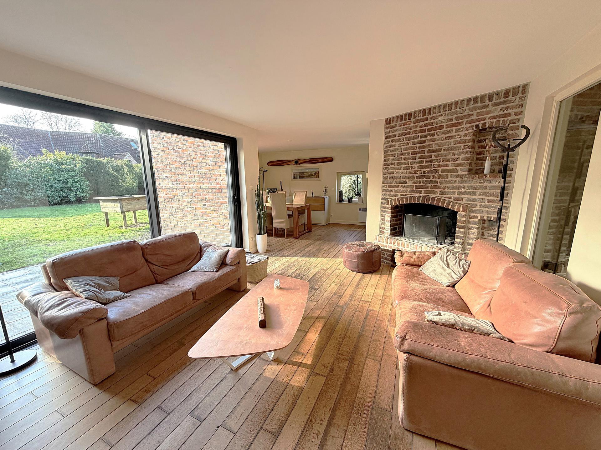 Miniature photo - 2 / 9