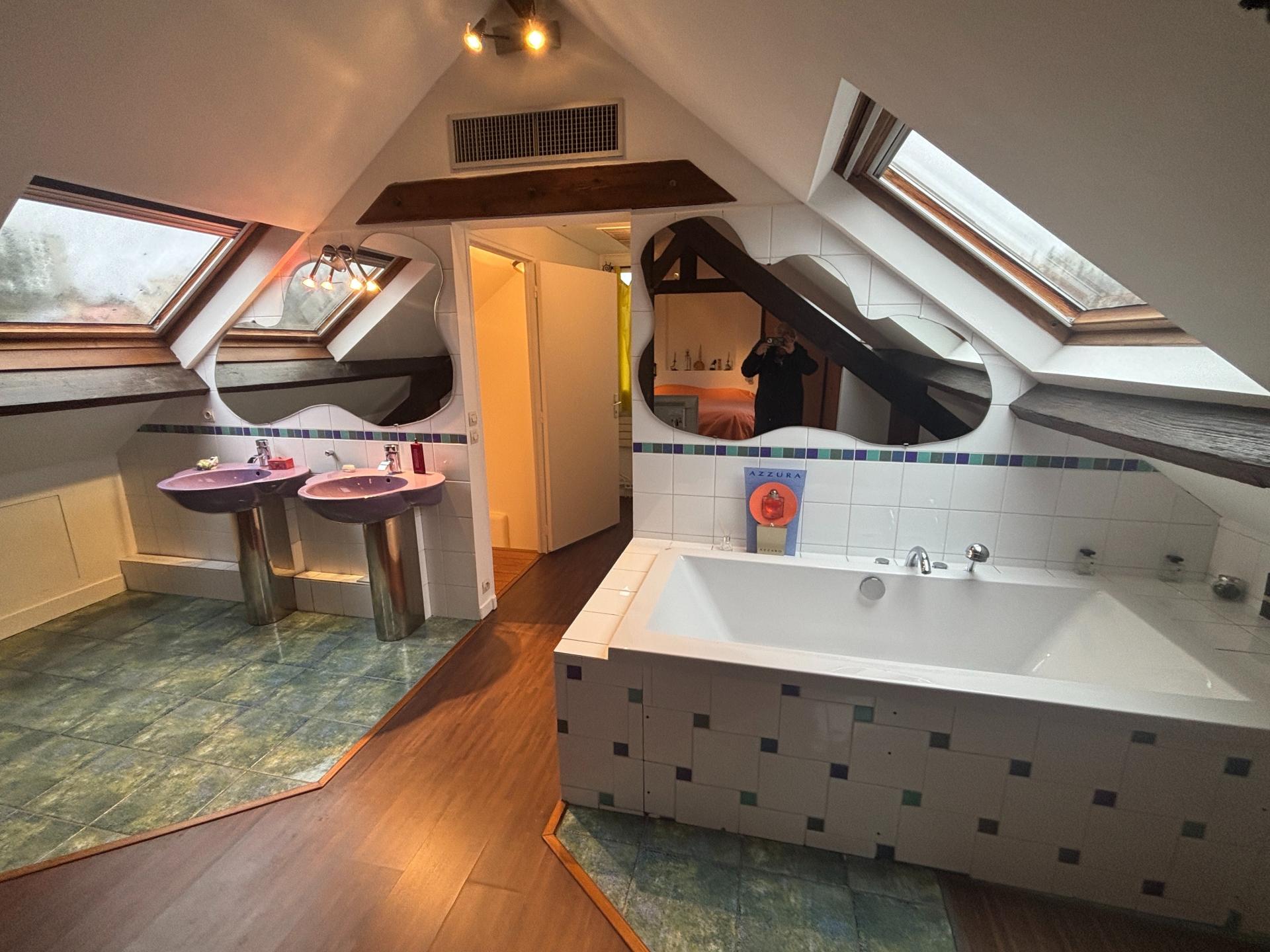 Miniature photo - 9 / 16