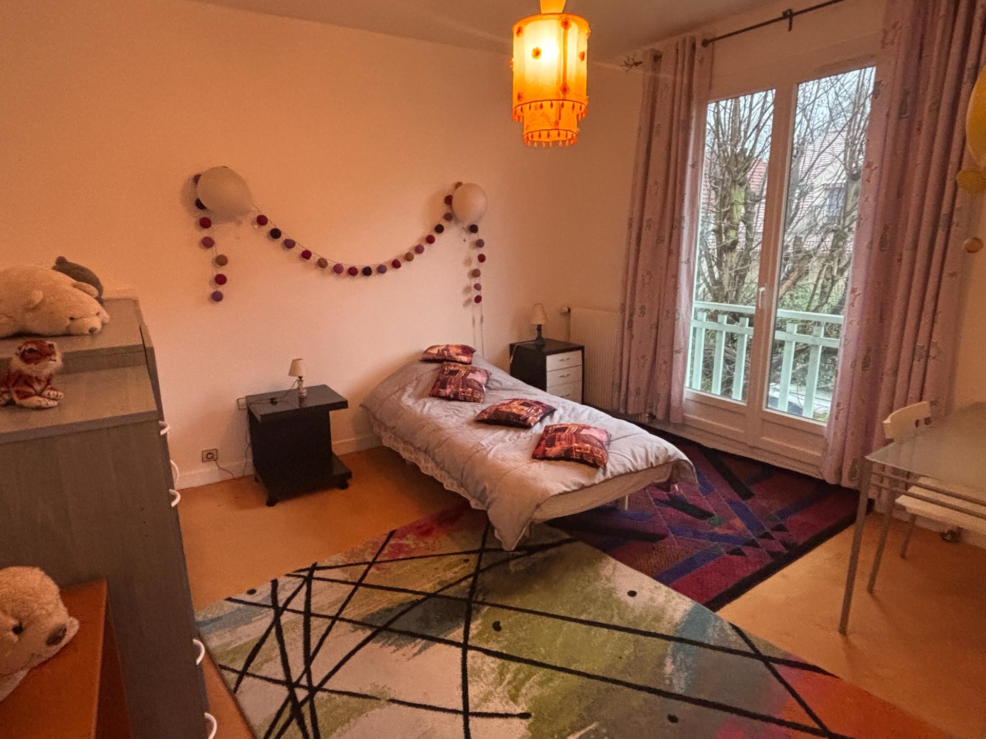 Miniature photo - 11 / 16