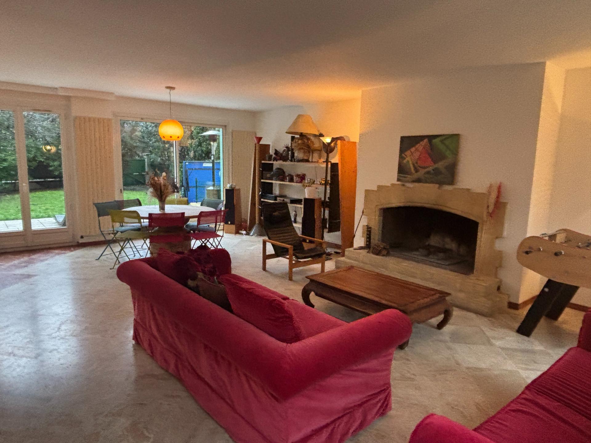 Miniature photo - 2 / 16