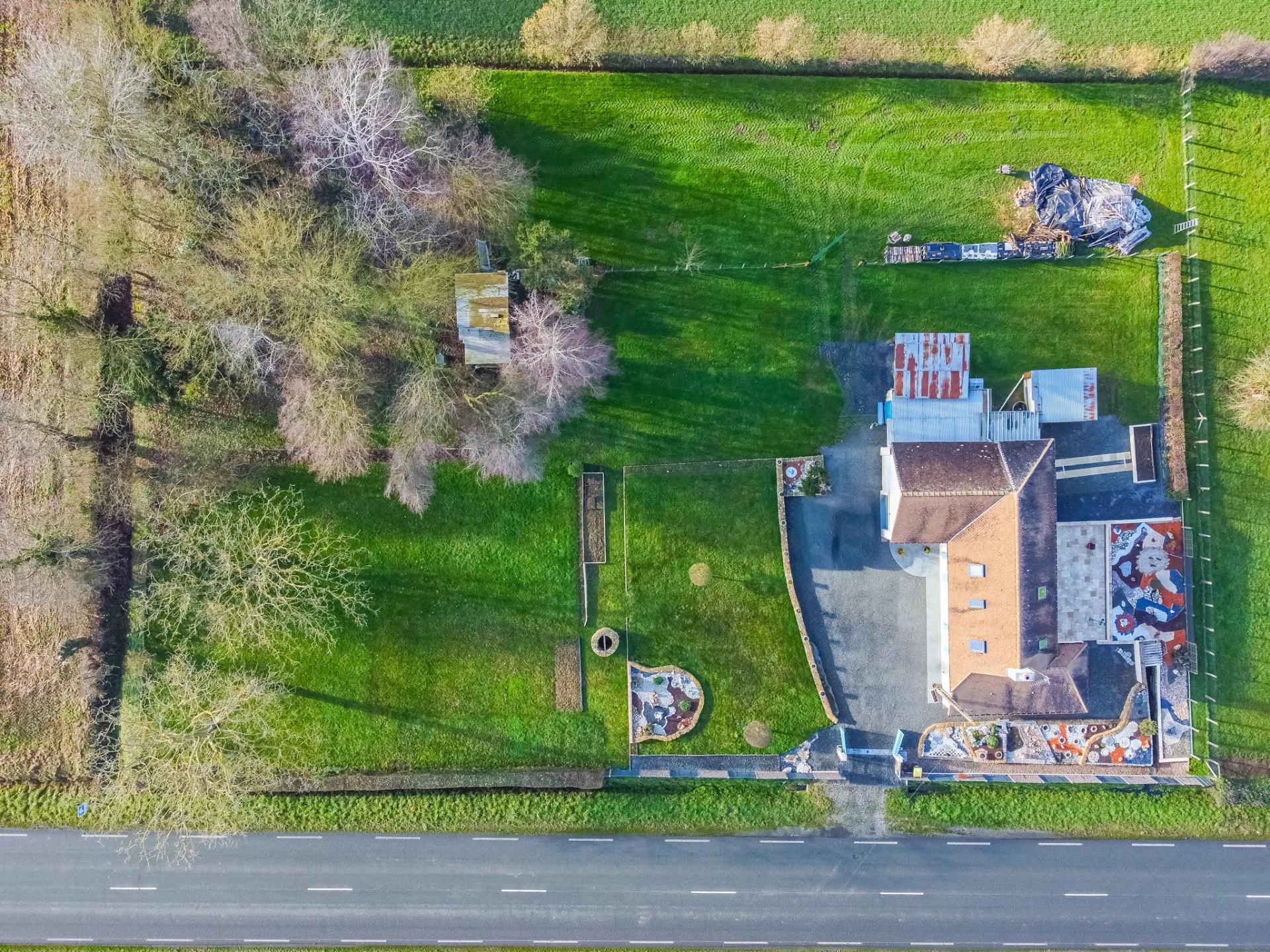 Miniature photo - 13 / 13