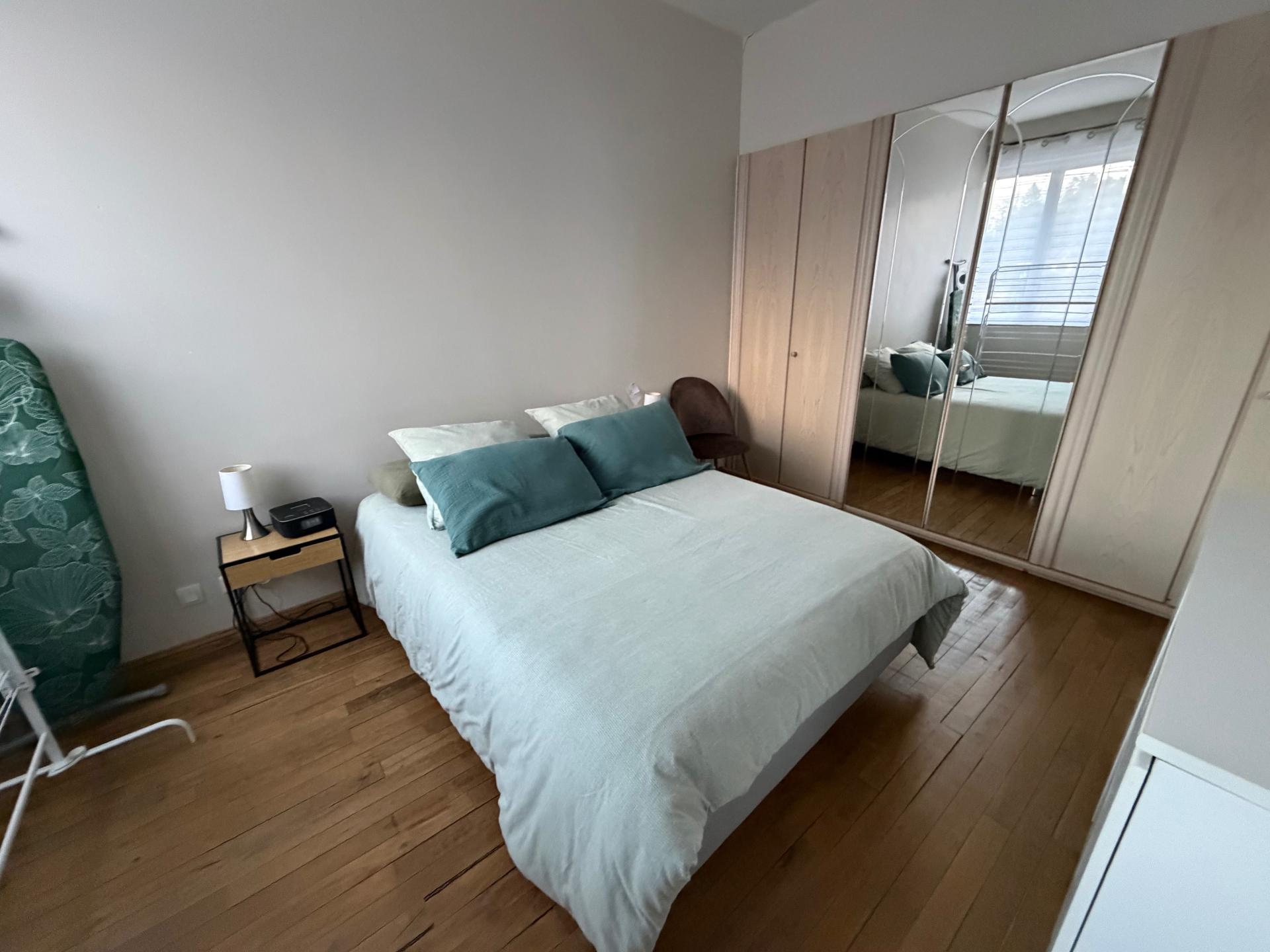 Miniature photo - 12 / 19