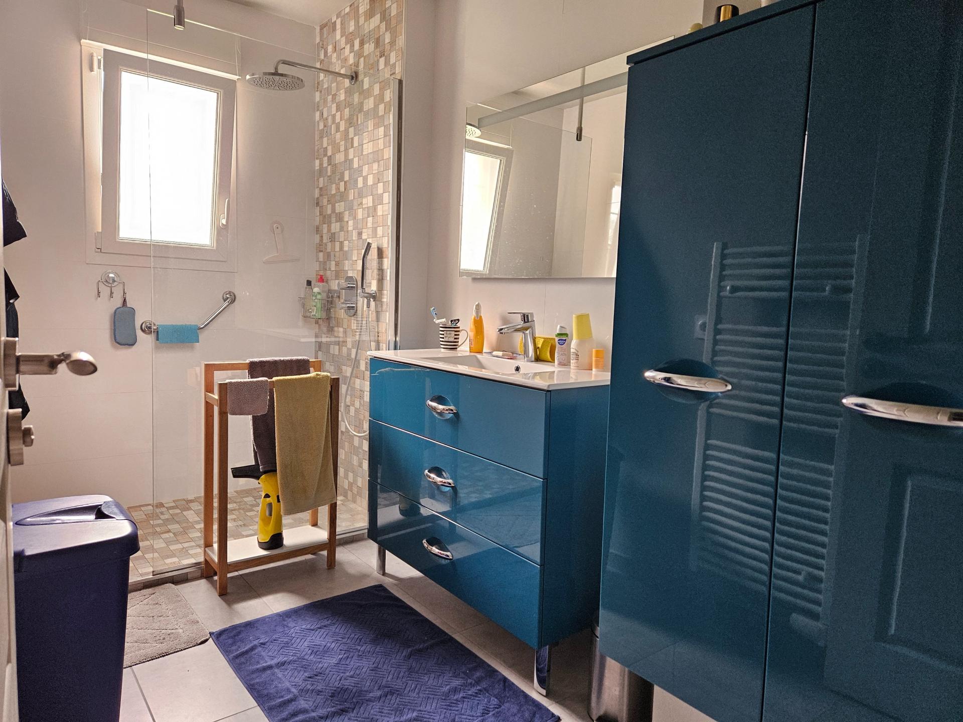 Miniature photo - 8 / 8