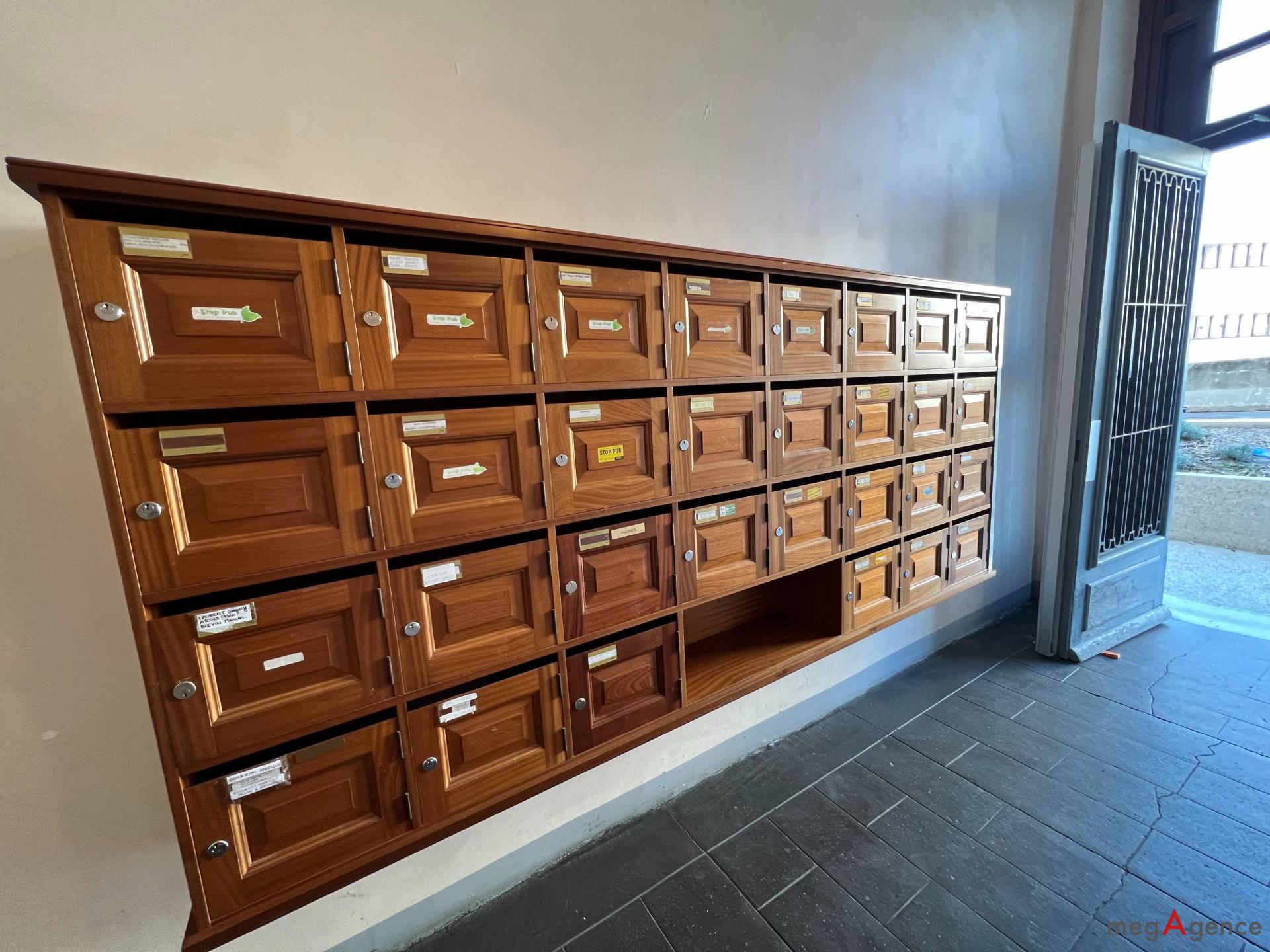 Miniature photo - 14 / 14