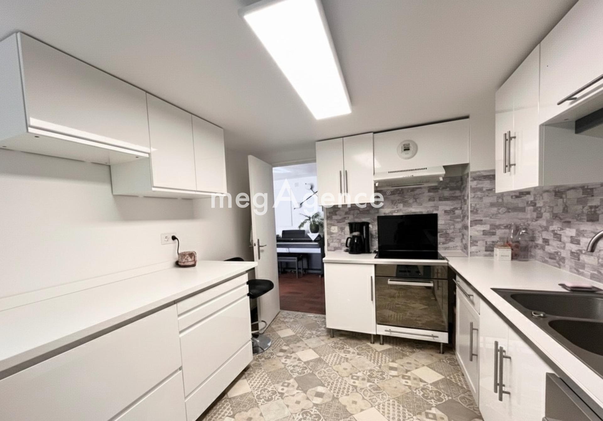 Miniature photo - 4 / 10