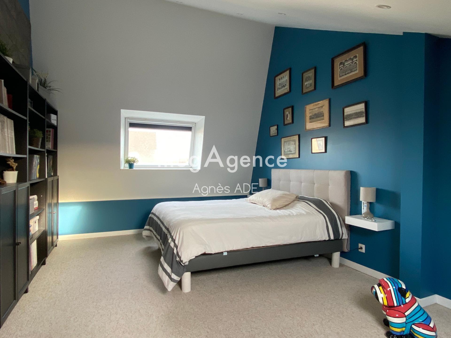 Miniature photo - 12 / 18