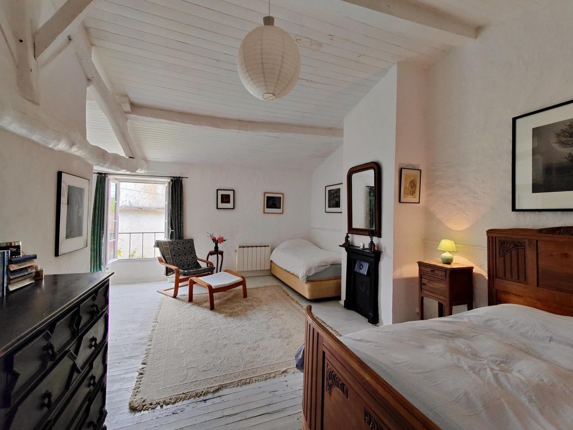 Miniature photo - 12 / 17