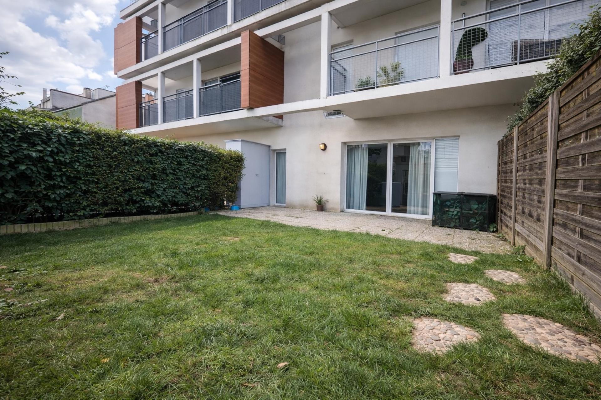 Miniature photo - 2 / 6