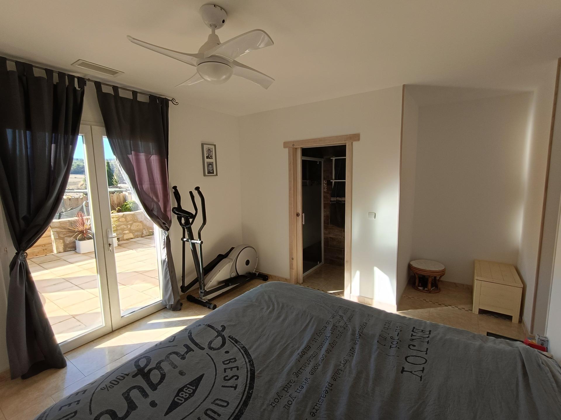 Miniature photo - 10 / 12