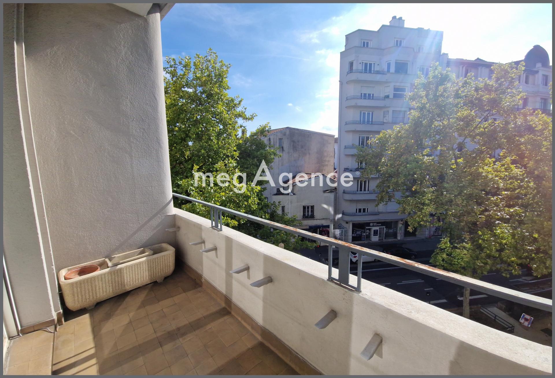 Miniature photo - 9 / 17