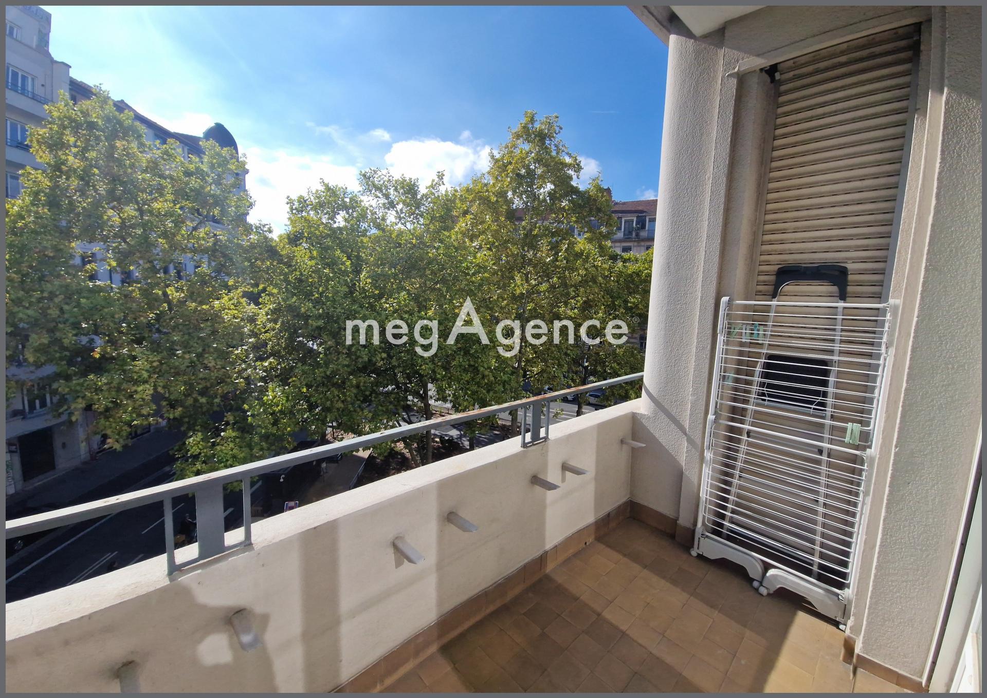 Miniature photo - 3 / 17