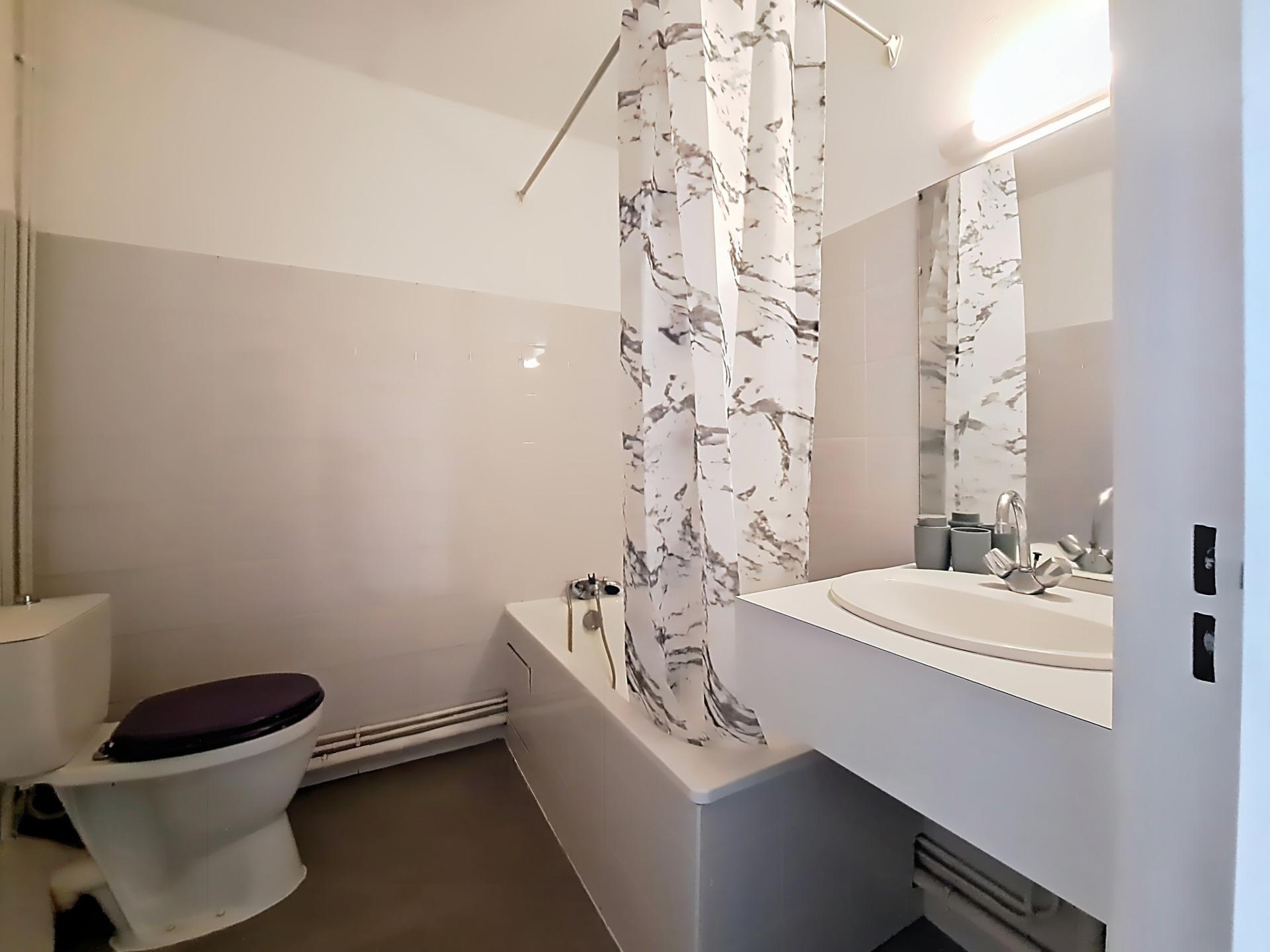 Miniature photo - 4 / 4