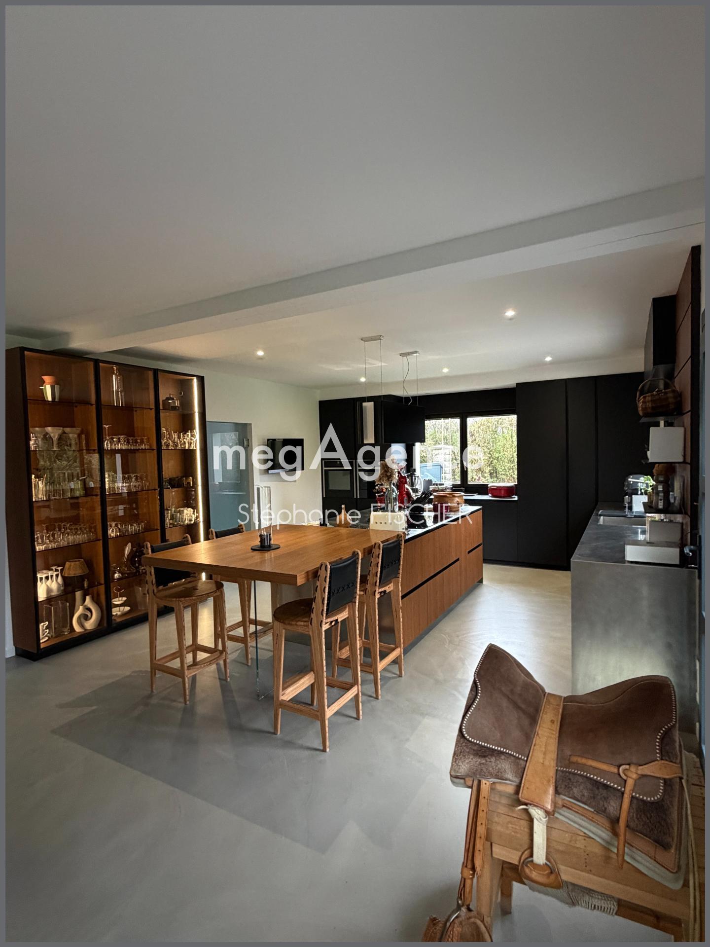 Miniature photo - 2 / 11