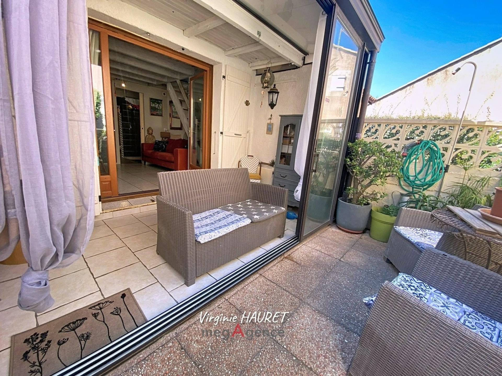 Miniature photo - 2 / 12