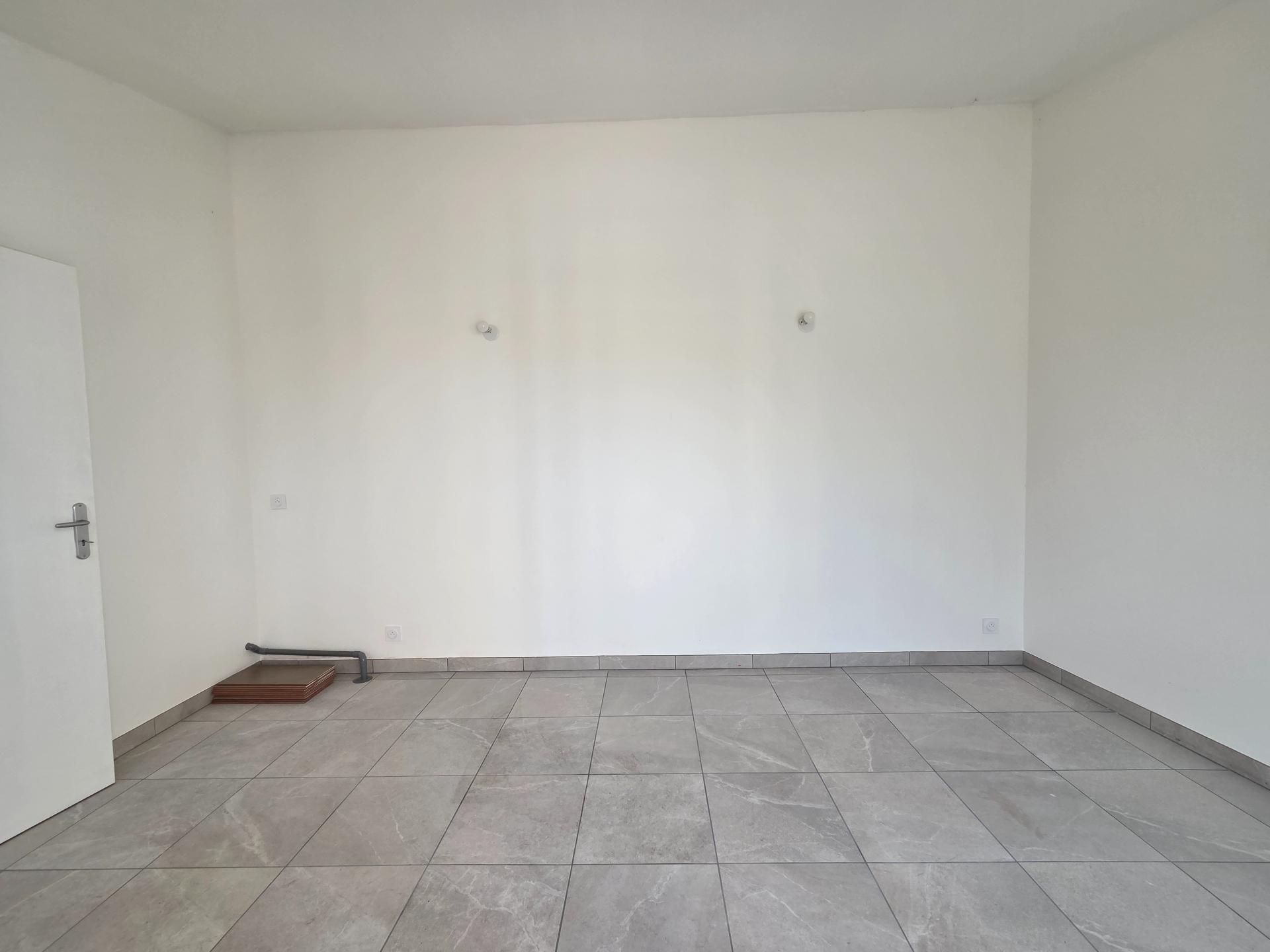 Miniature photo - 7 / 15