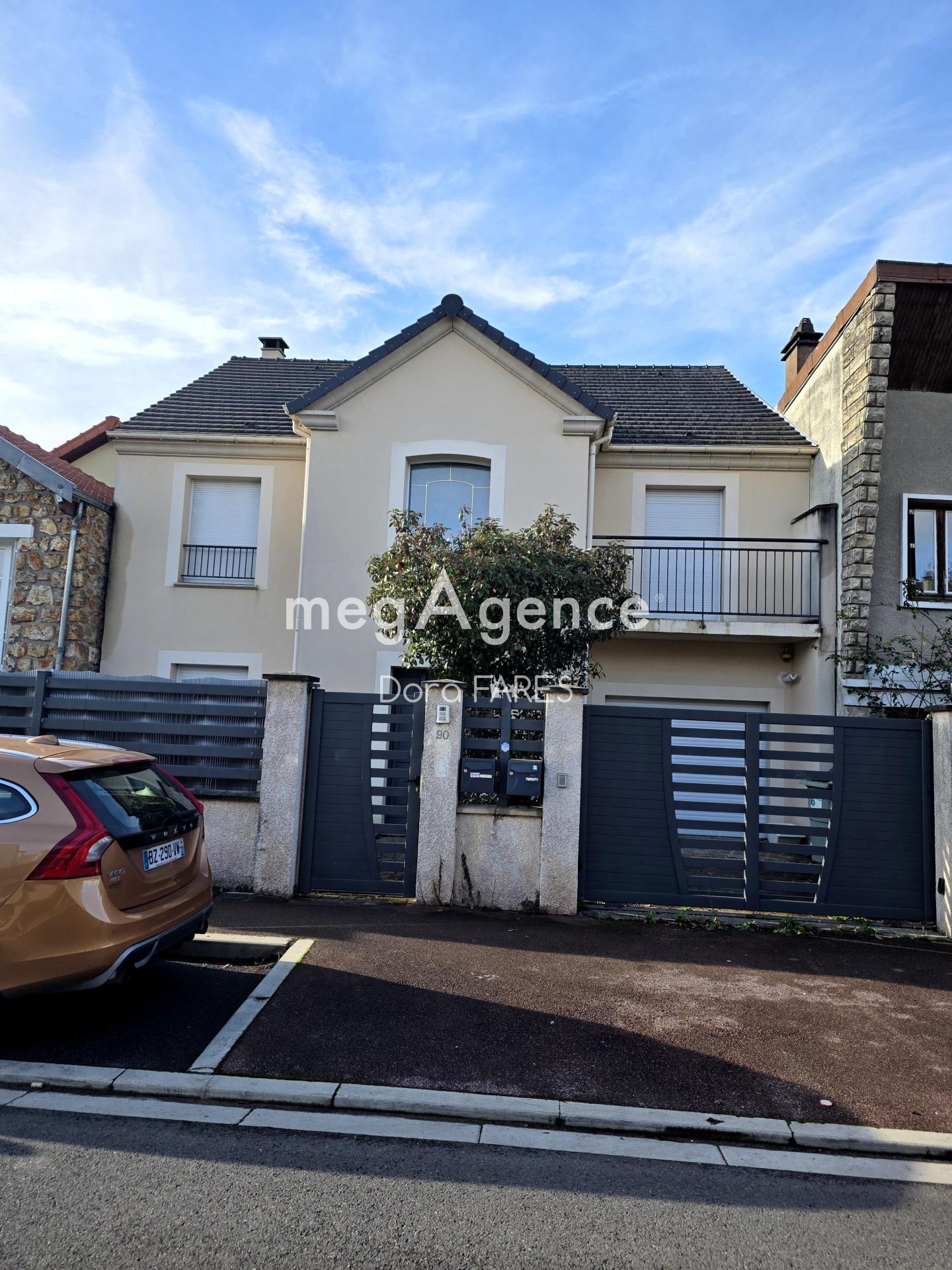 Miniature photo - 2 / 18