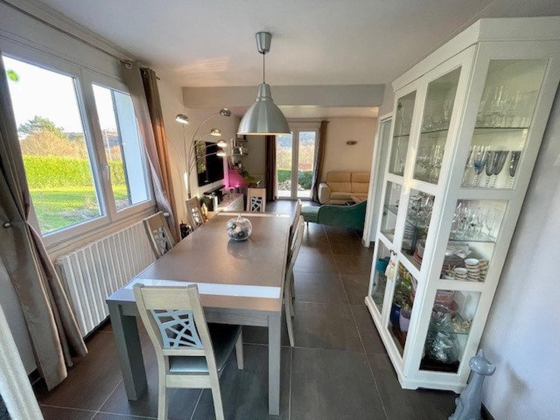 Miniature photo - 12 / 18