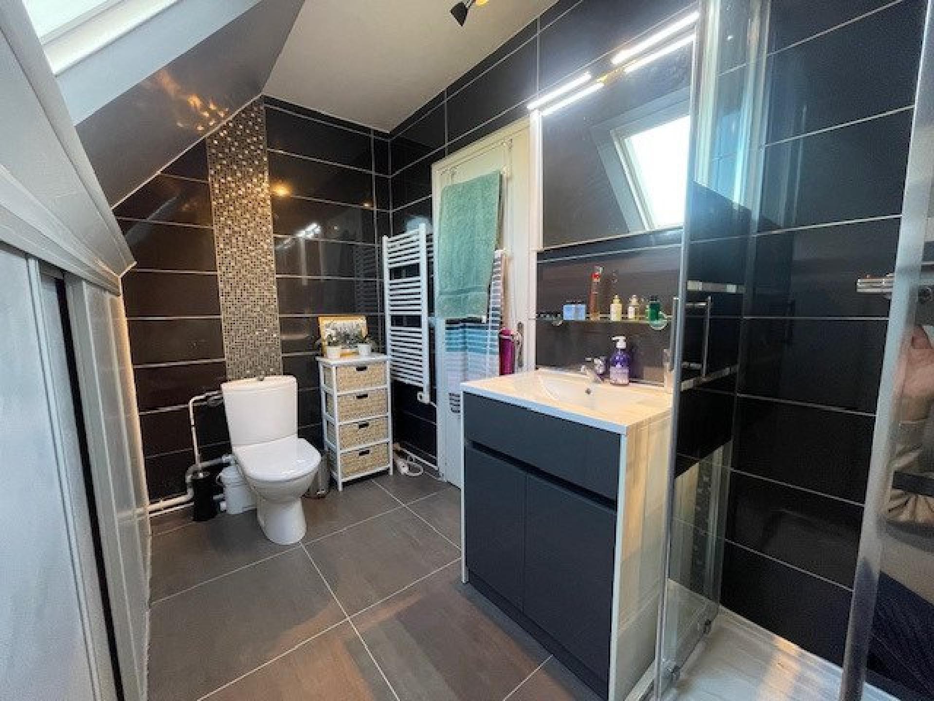 Miniature photo - 16 / 18