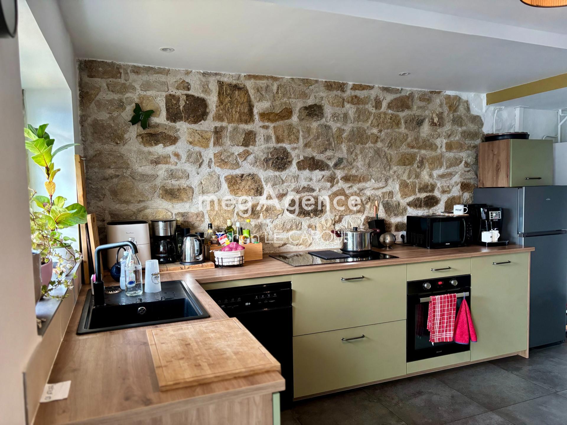 Miniature photo - 2 / 14