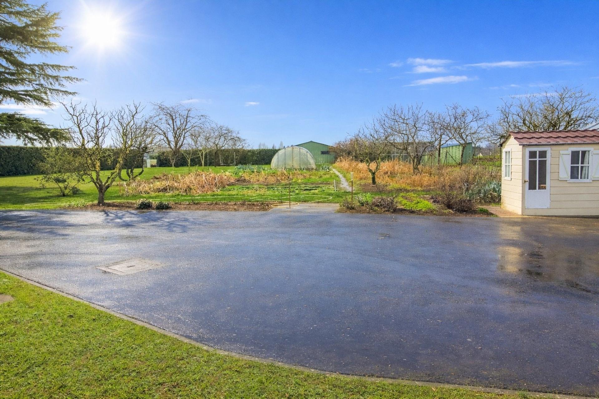 Miniature photo - 14 / 14