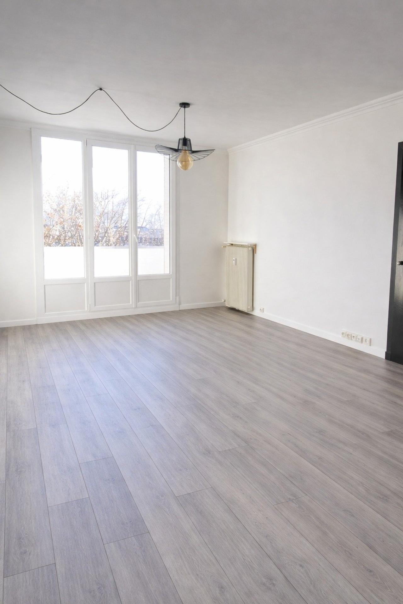 Miniature photo - 5 / 9