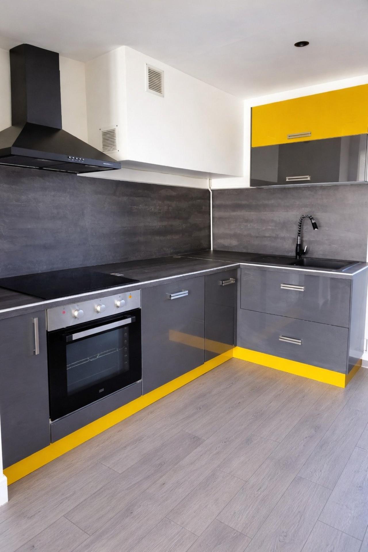 Miniature photo - 3 / 9