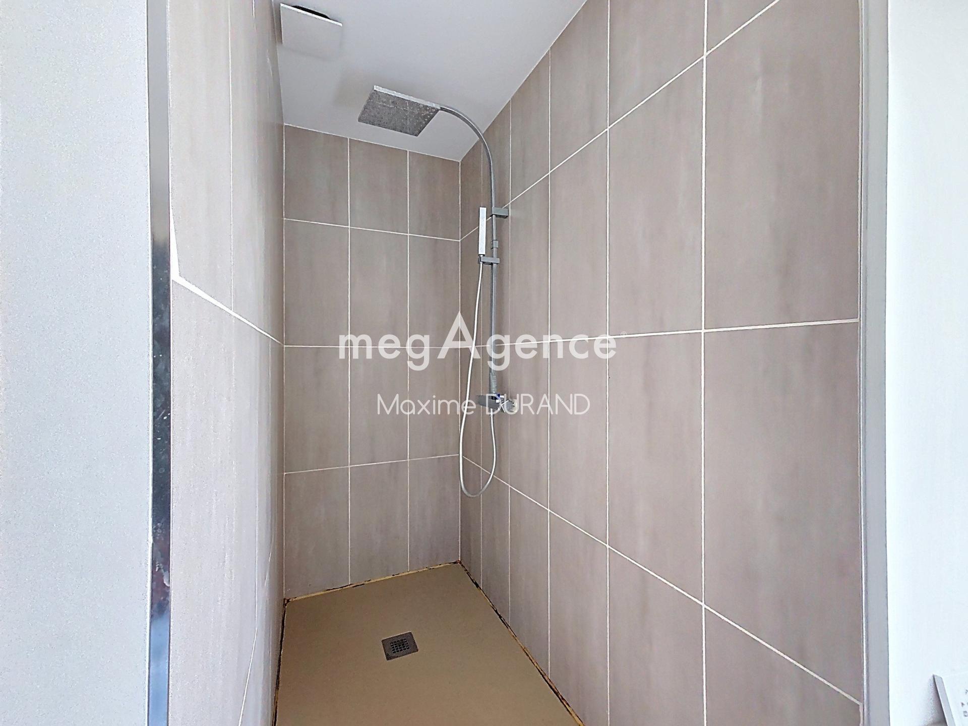 Miniature photo - 8 / 10