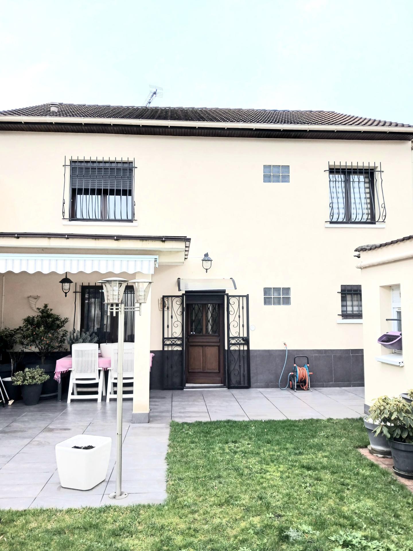 Miniature photo - 2 / 15