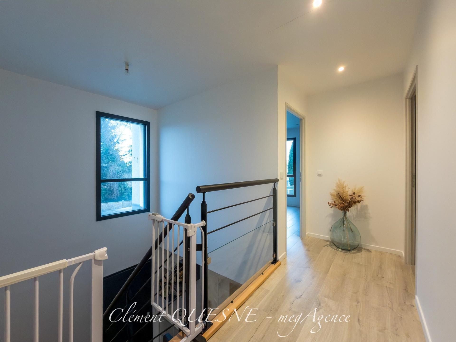 Miniature photo - 17 / 19