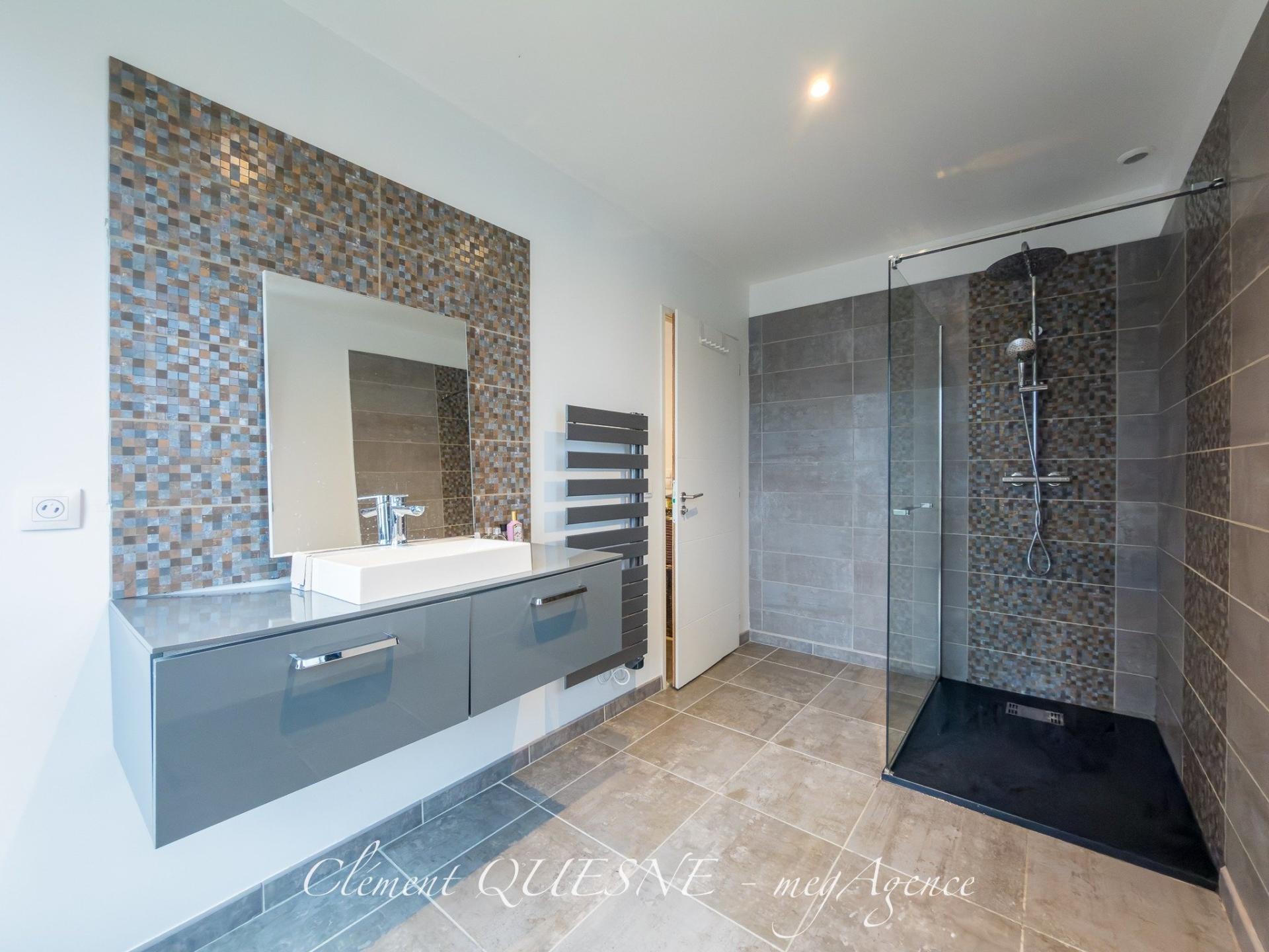 Miniature photo - 16 / 19