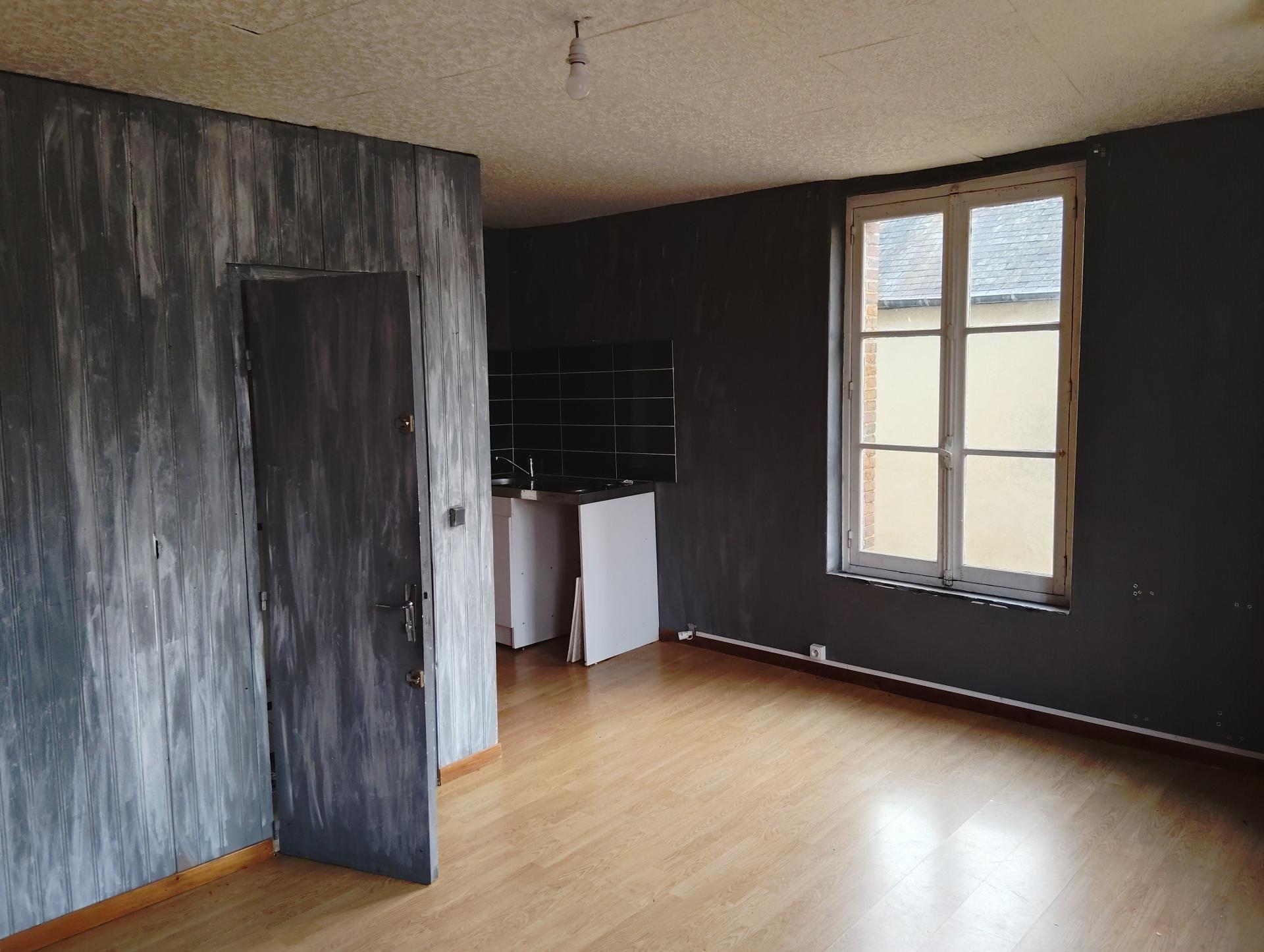 Miniature photo - 2 / 2