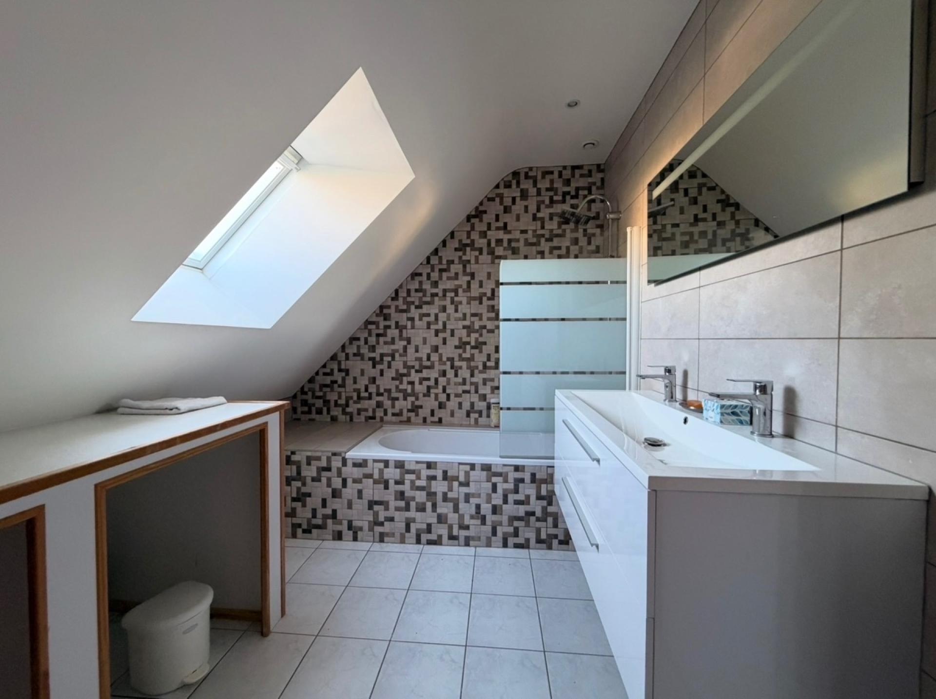 Miniature photo - 17 / 19