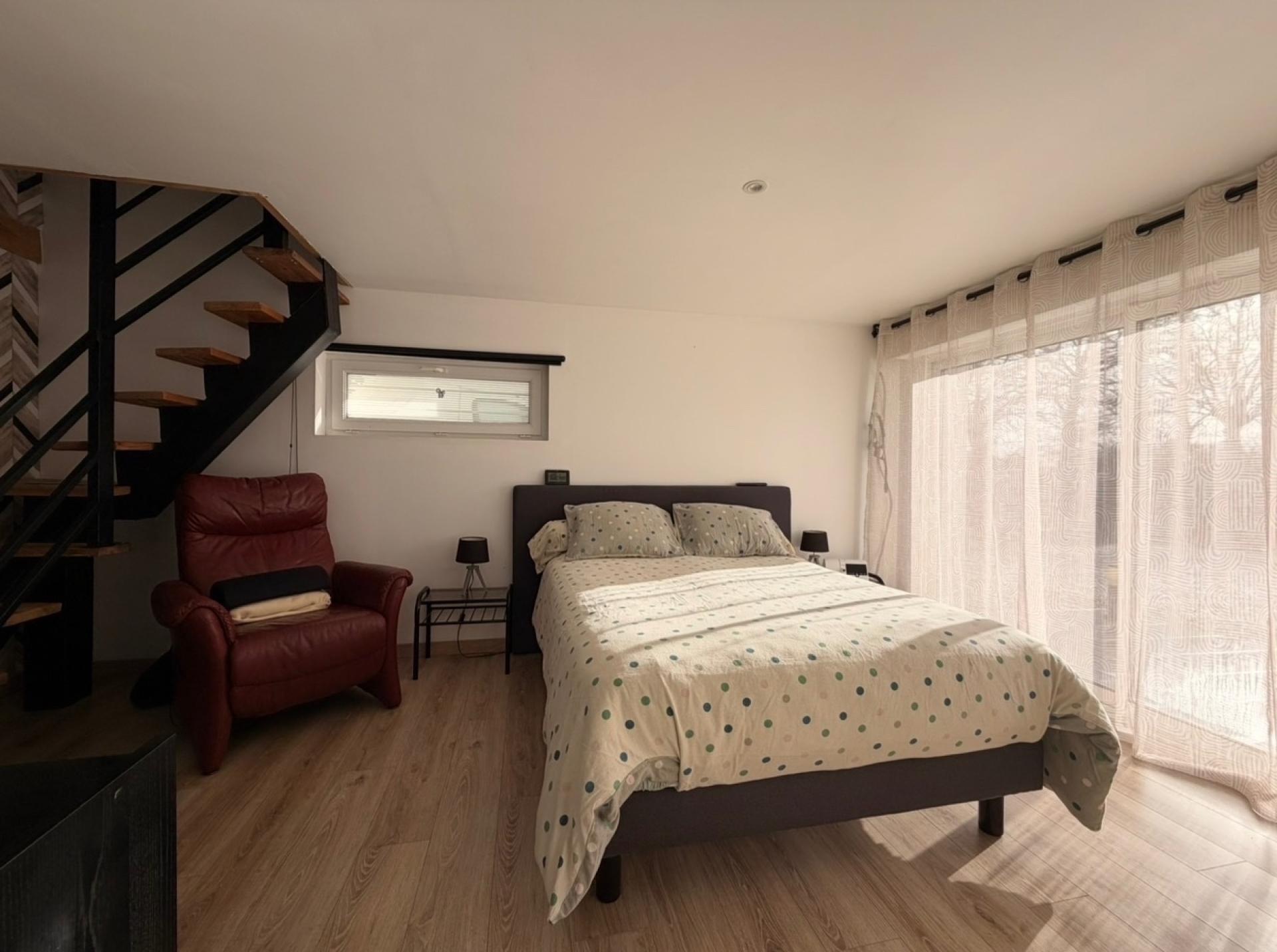 Miniature photo - 12 / 19